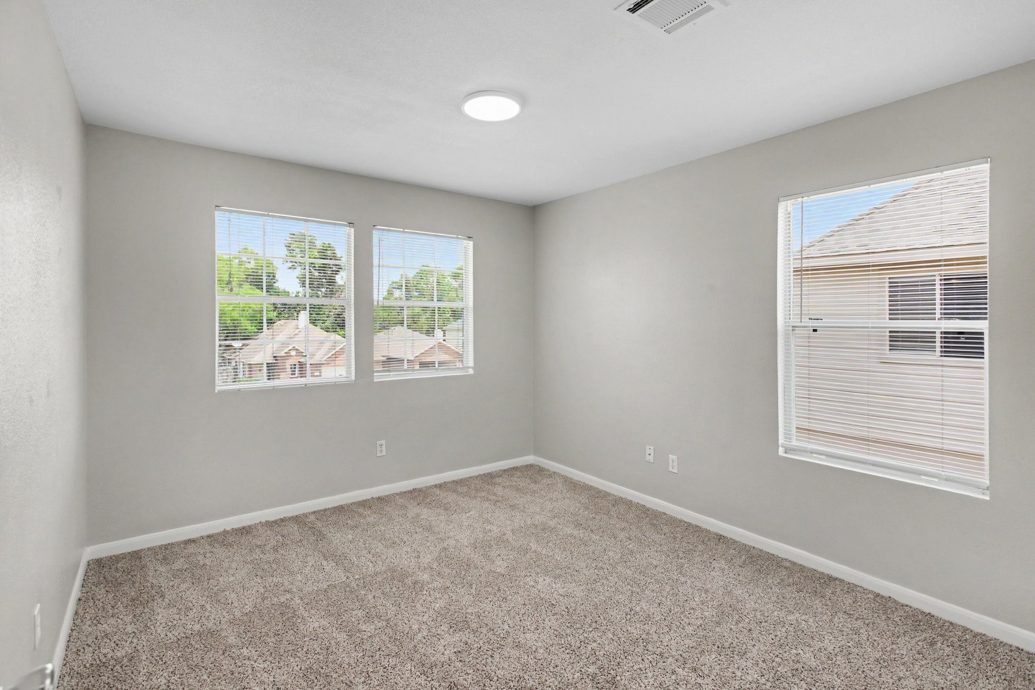 18481 Sunrise Oaks Court Property Photo 12
