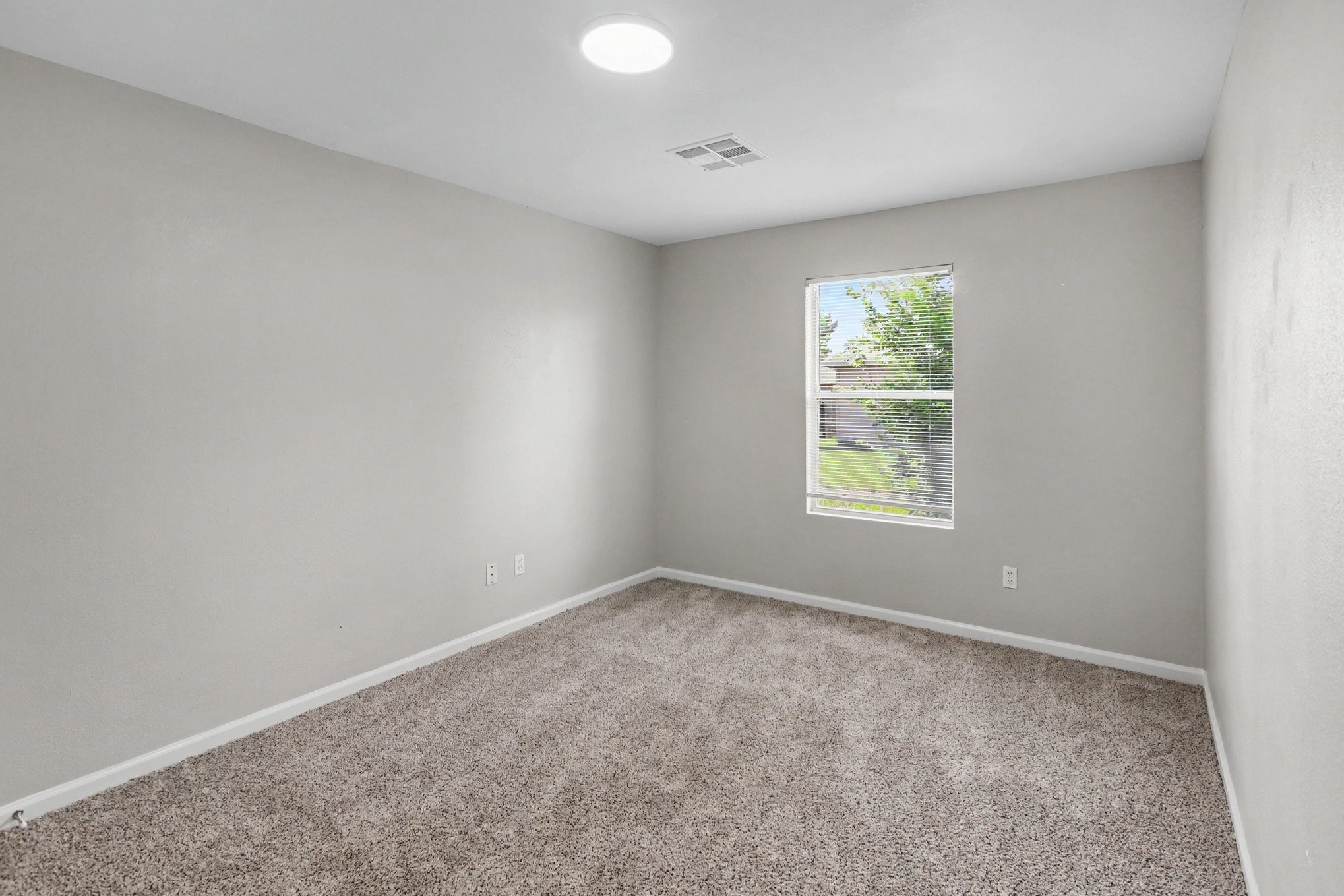 18481 Sunrise Oaks Court Property Photo 14