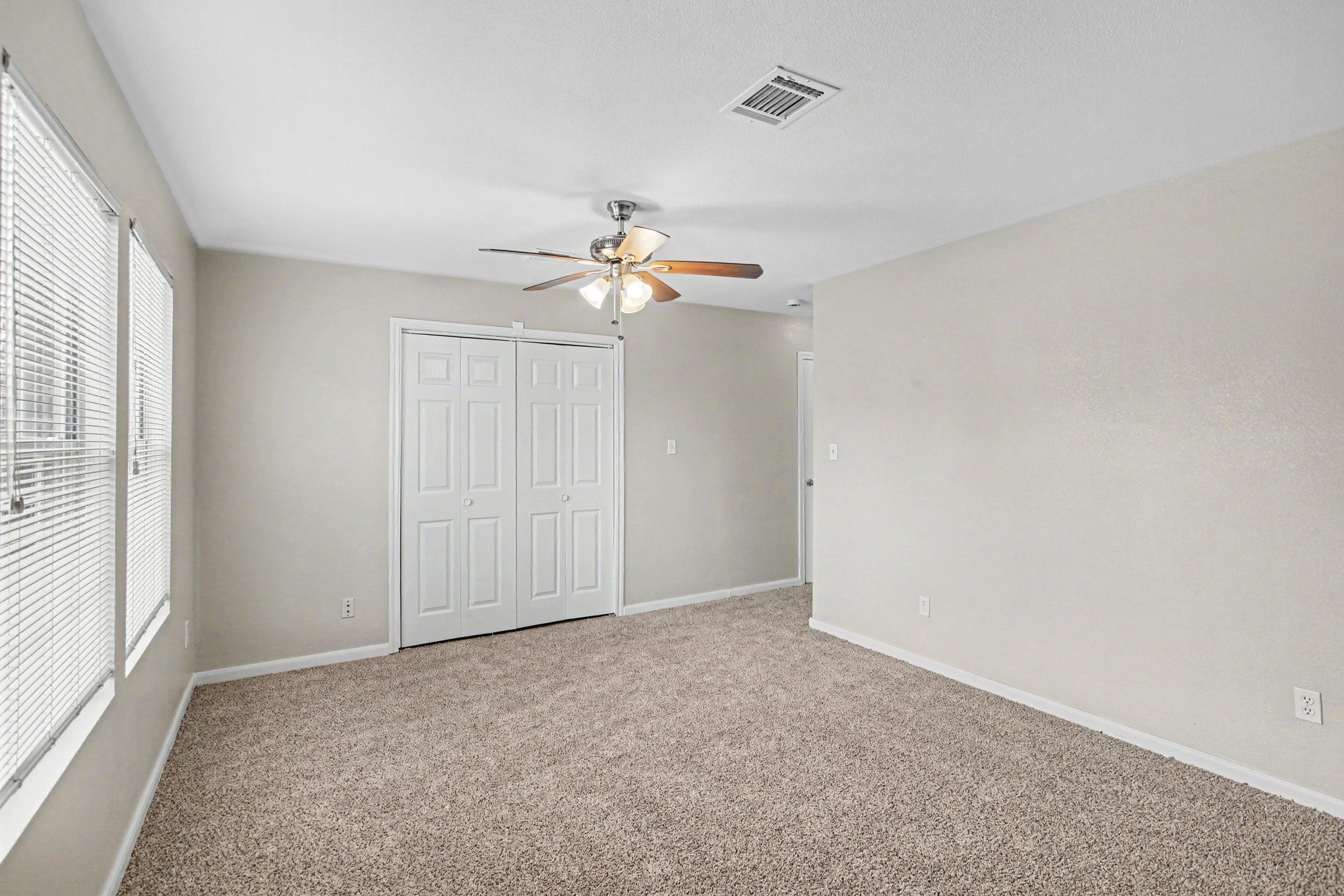 18481 Sunrise Oaks Court Property Photo 17