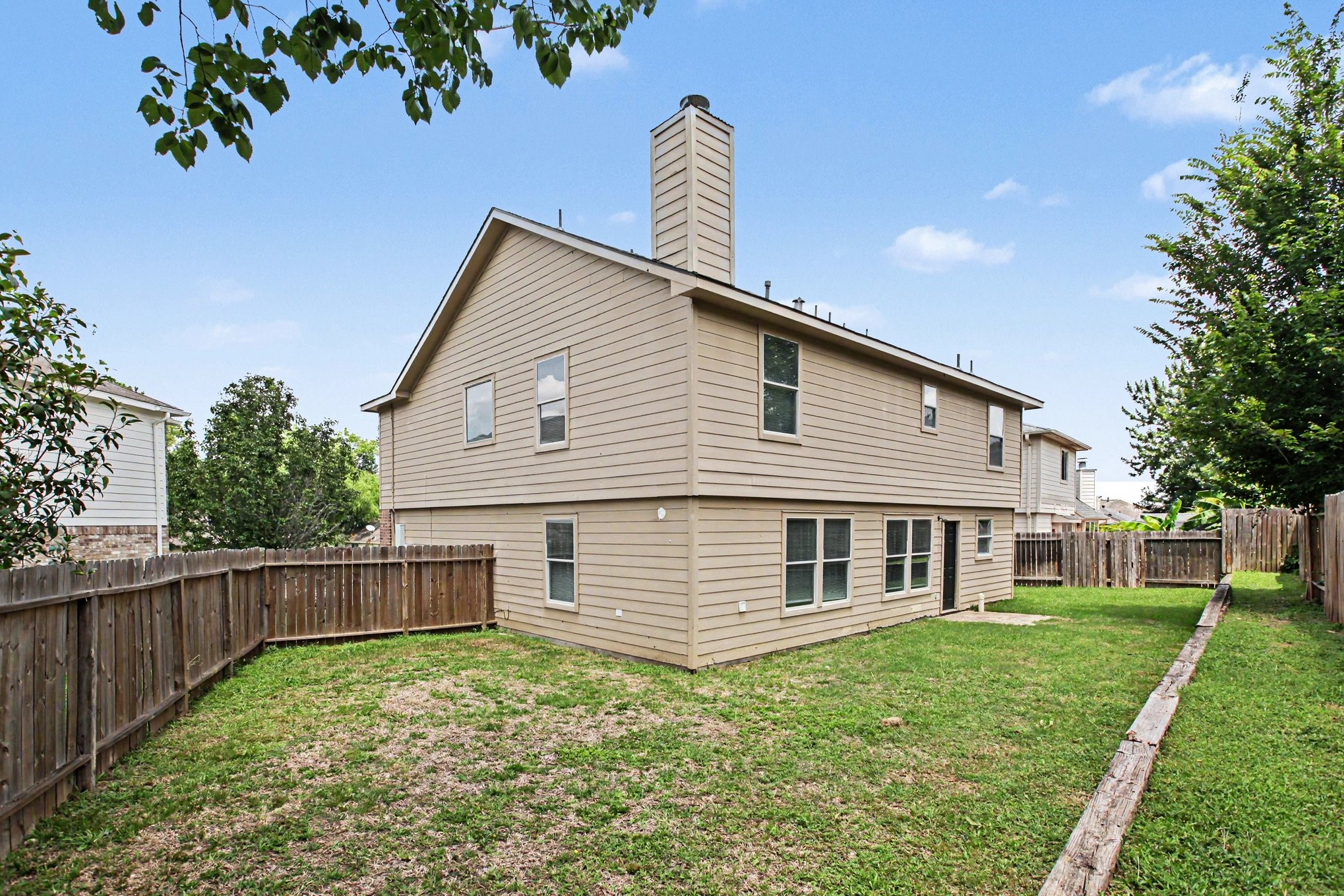18481 Sunrise Oaks Court Property Photo 23