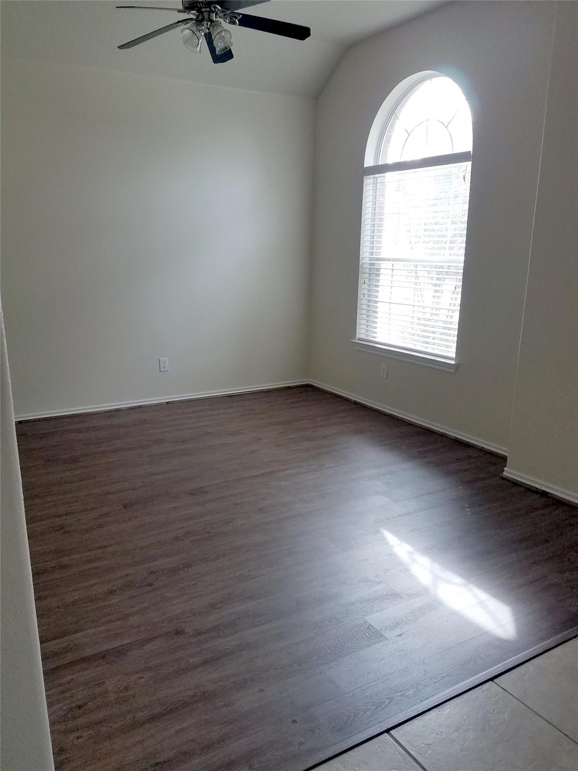 25814 Orchard Knoll Lane Property Photo 5