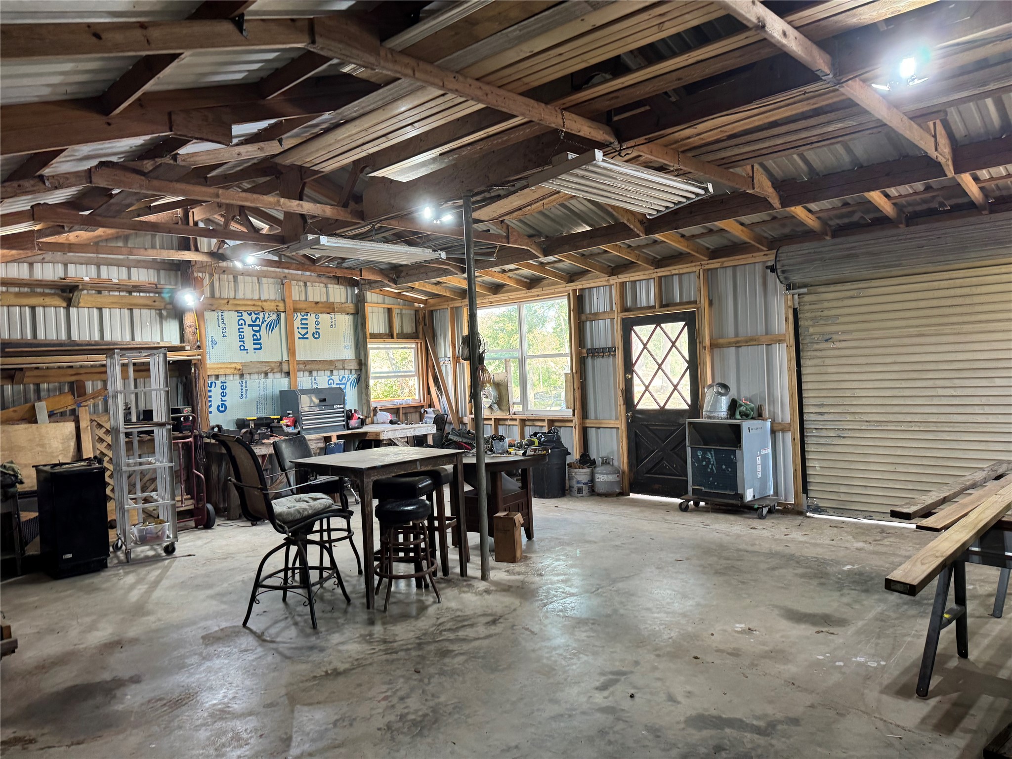 38056 S Bonnie Lake Drive Property Photo 2