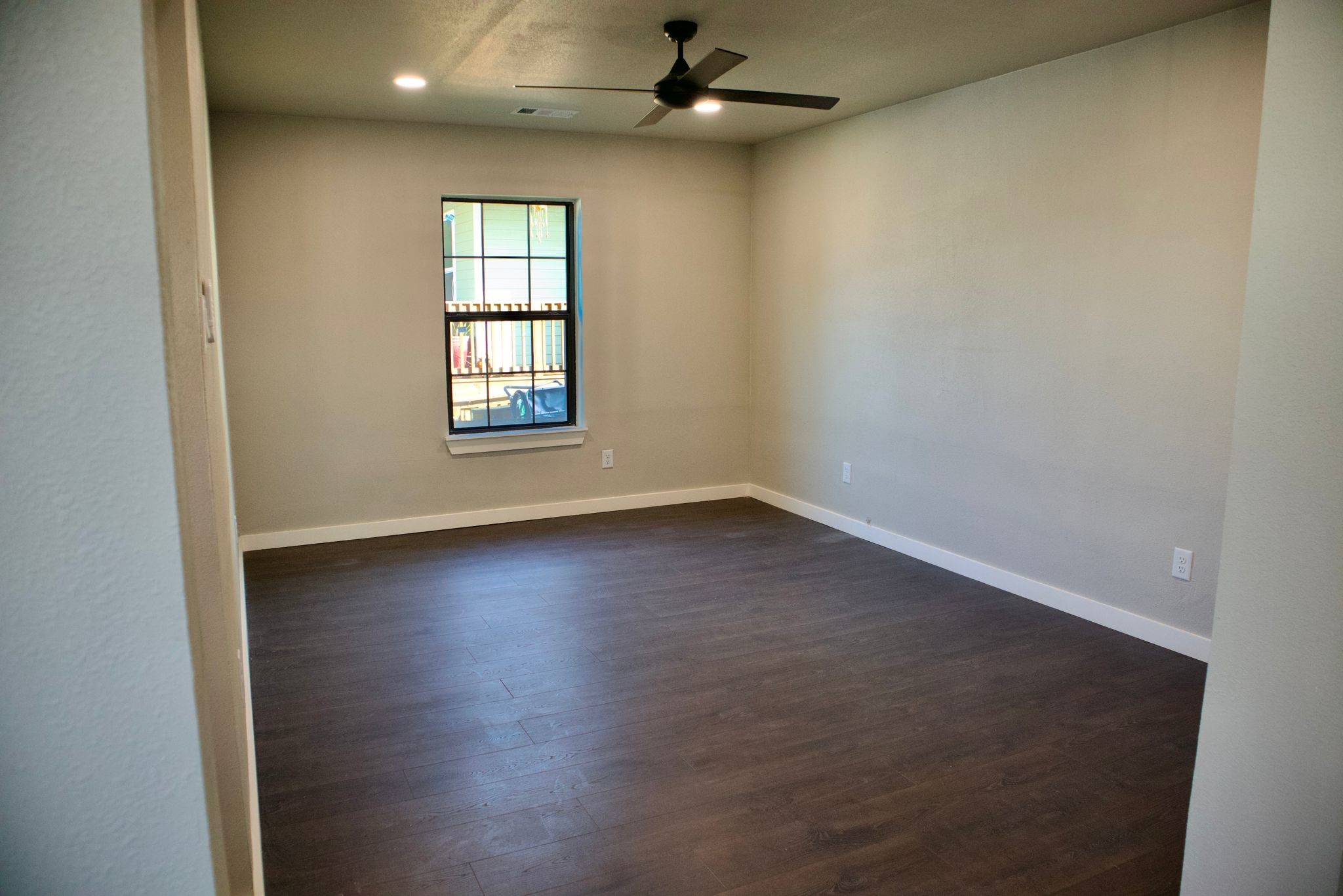 428 Van Molan Street Property Photo 5
