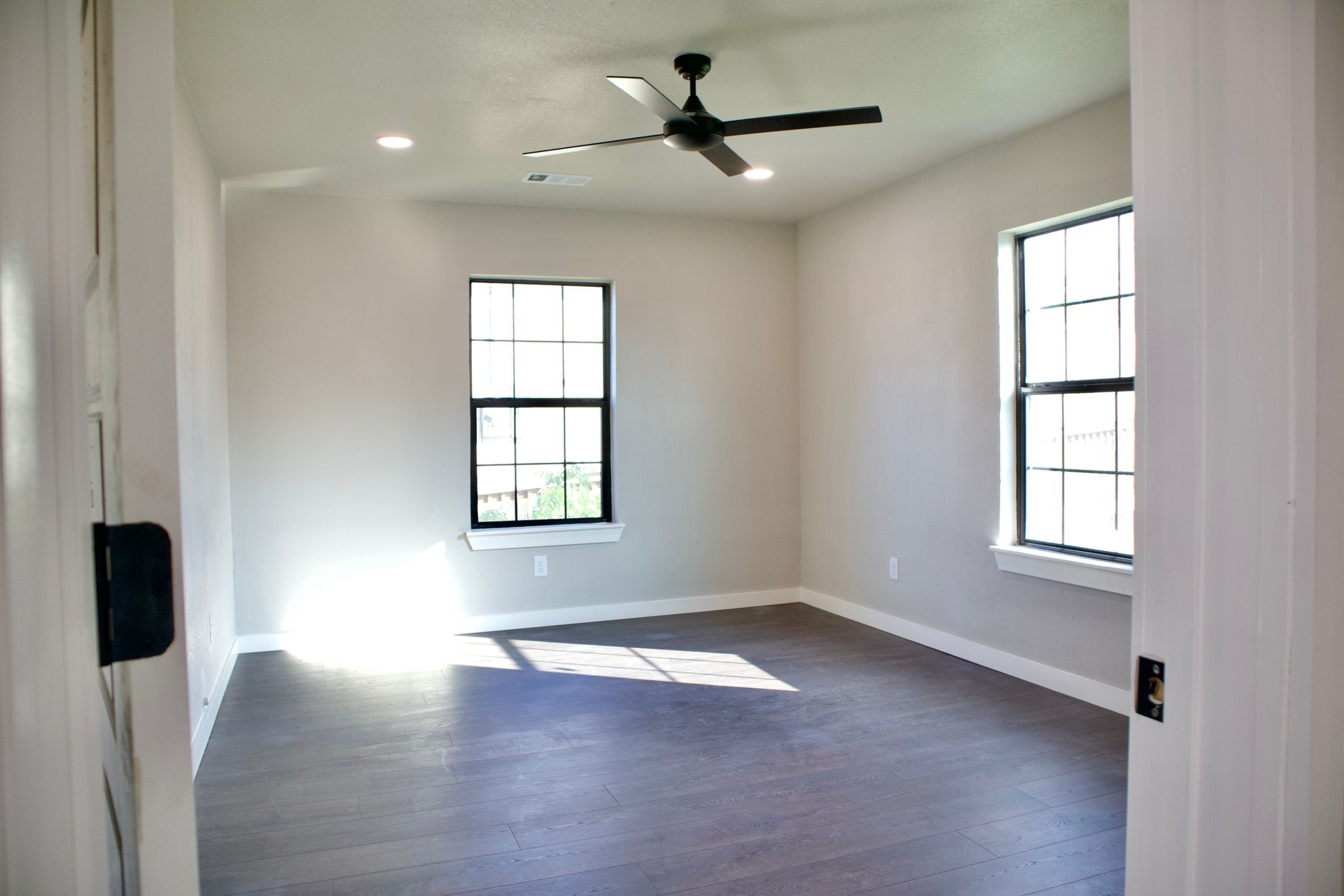 428 Van Molan Street Property Photo 13