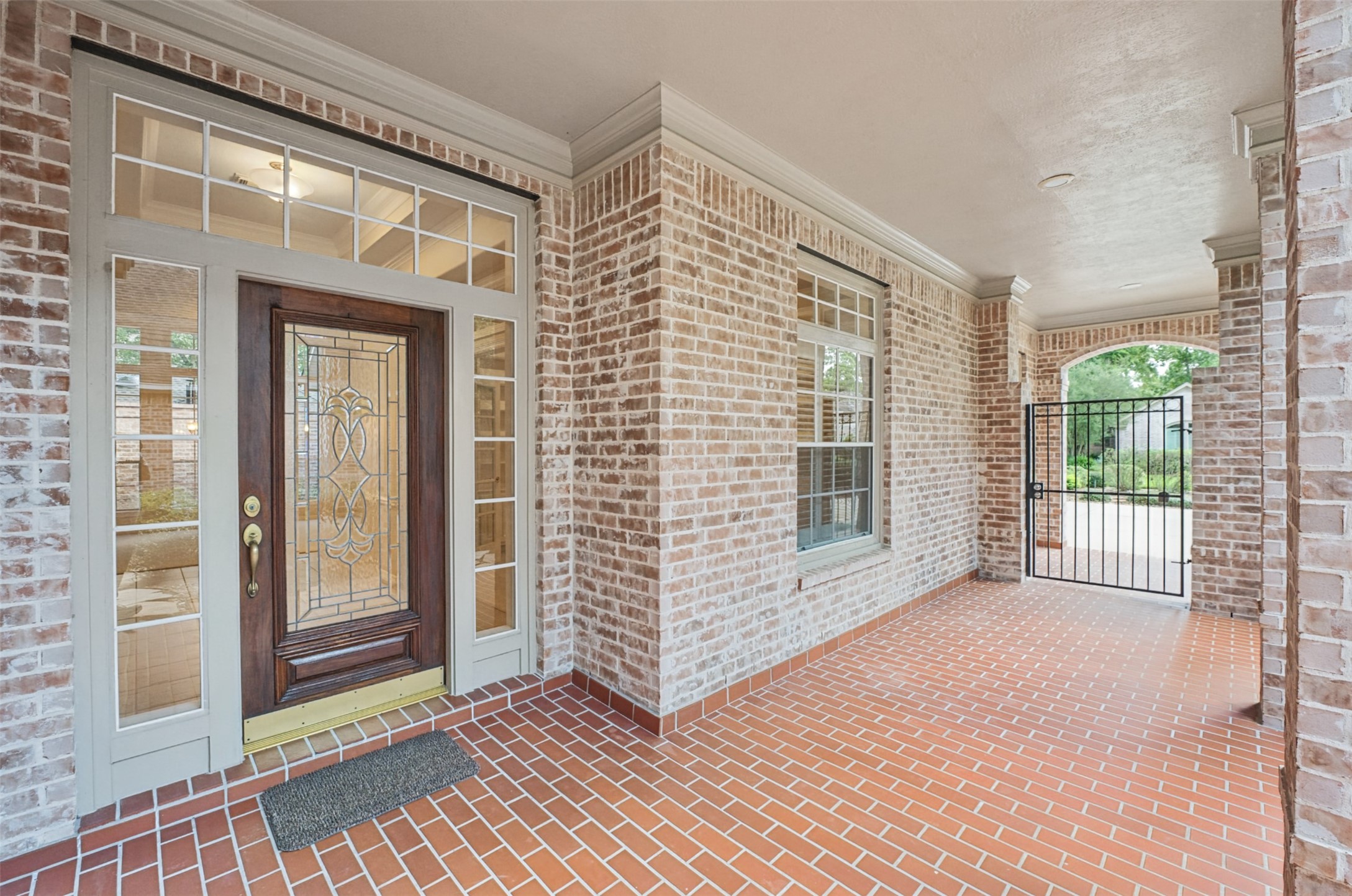 30 N Castlegreen Circle Property Photo 4