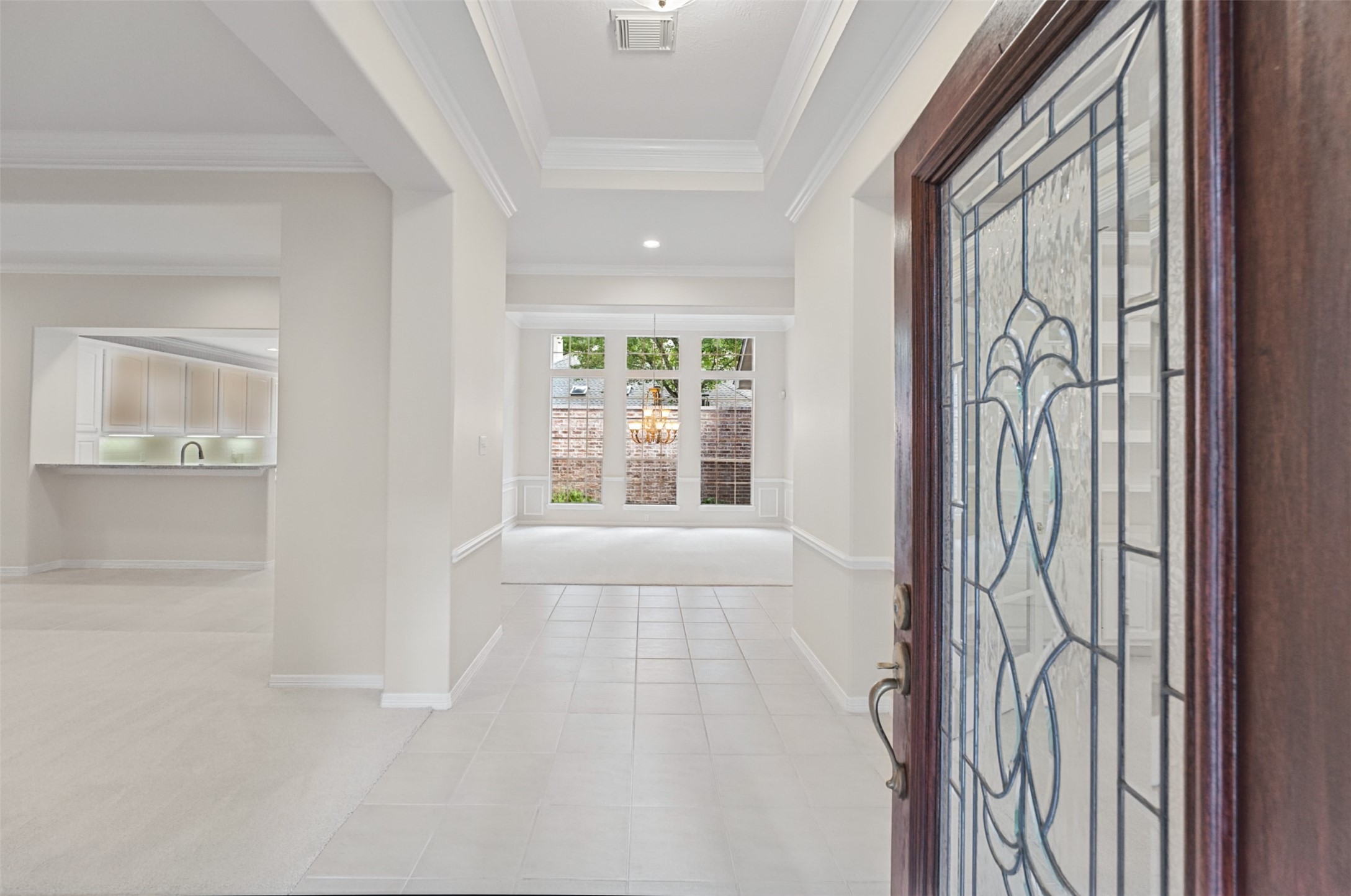 30 N Castlegreen Circle Property Photo 5