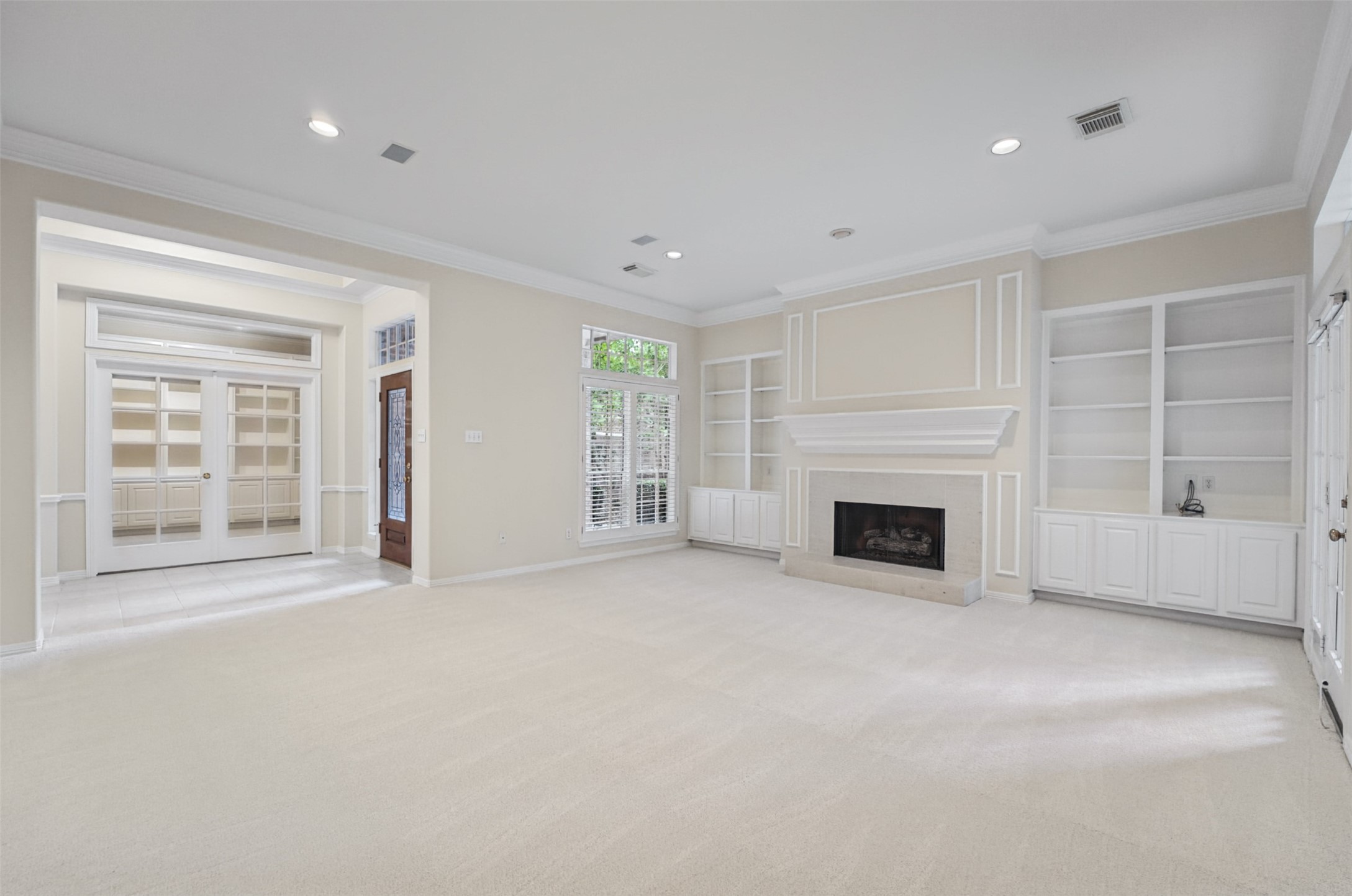 30 N Castlegreen Circle Property Photo 12