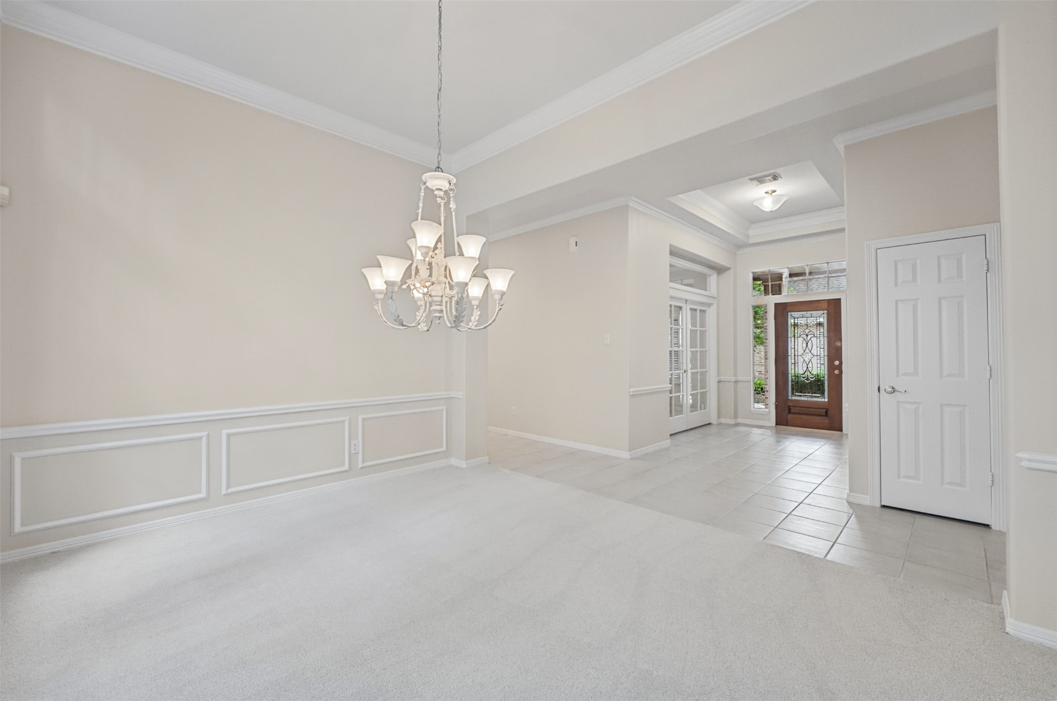 30 N Castlegreen Circle Property Photo 16