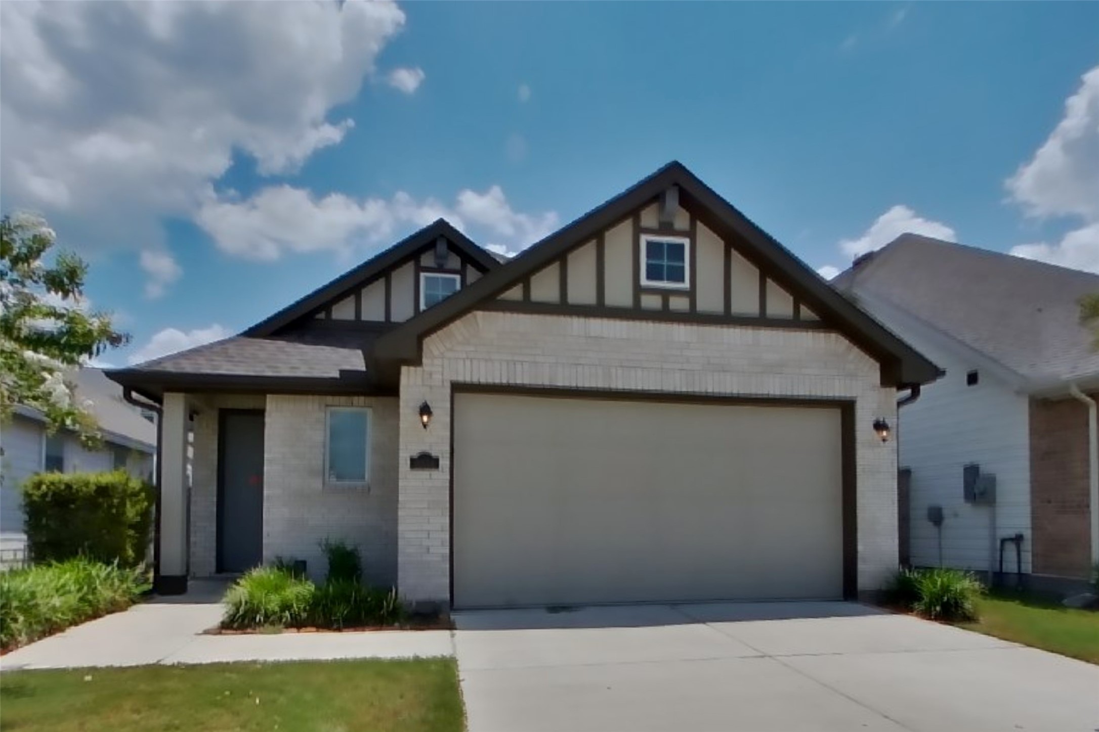 2334 Bailey Fields Lane Property Photo 1