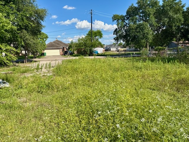 6636 New York Street Property Photo 3