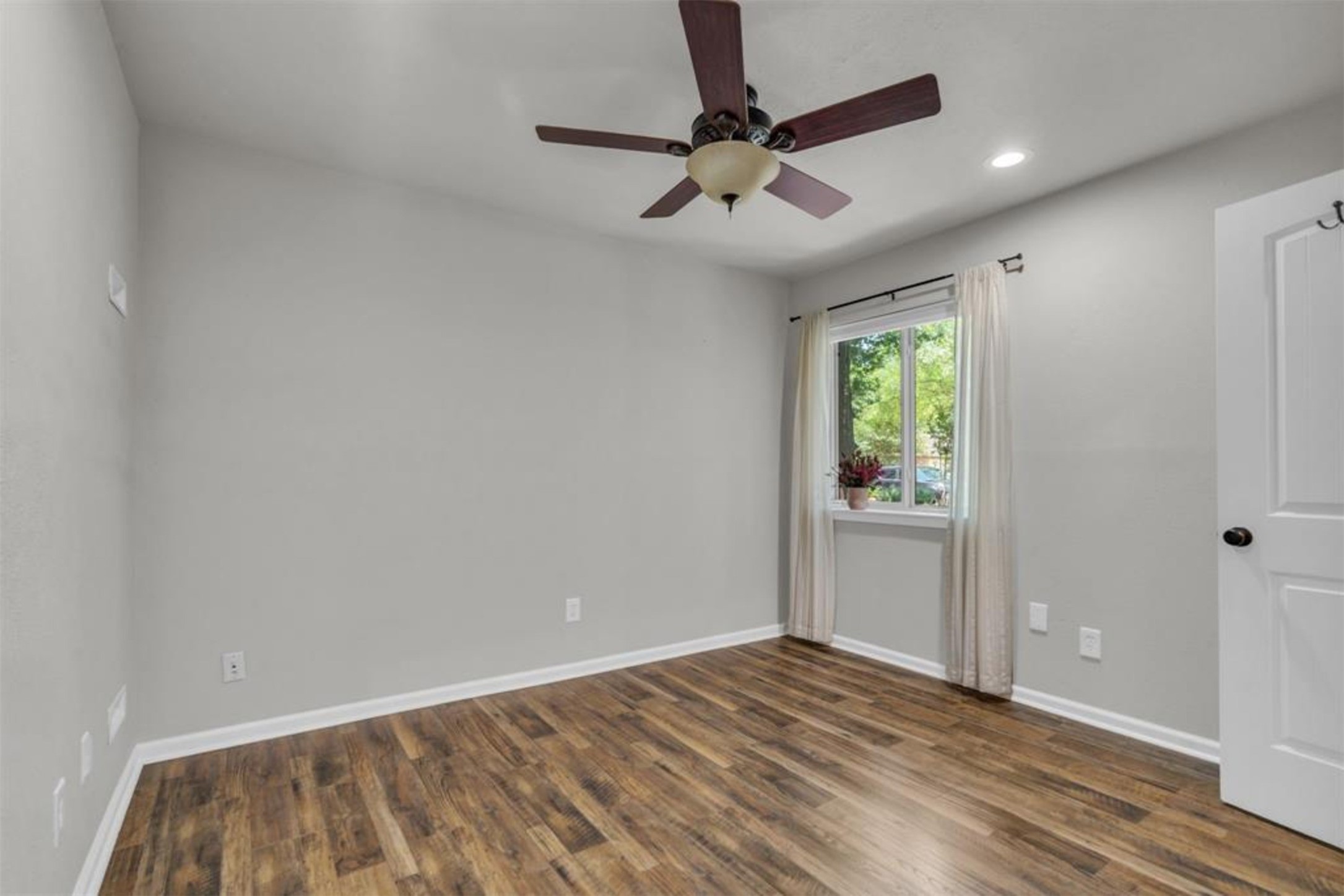 25 Hornbill Court Property Photo 16