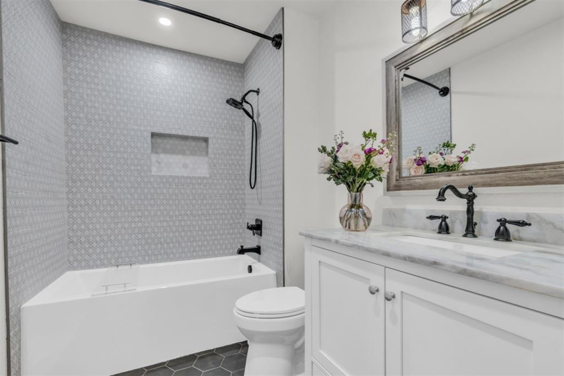 25 Hornbill Court Property Photo 18