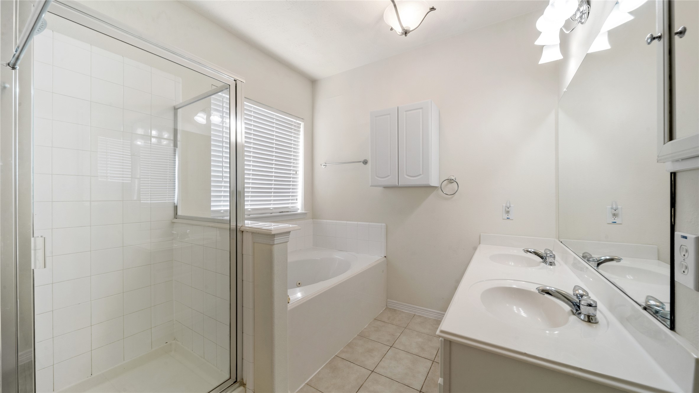 9219 E Lakeside Drive Property Photo 15