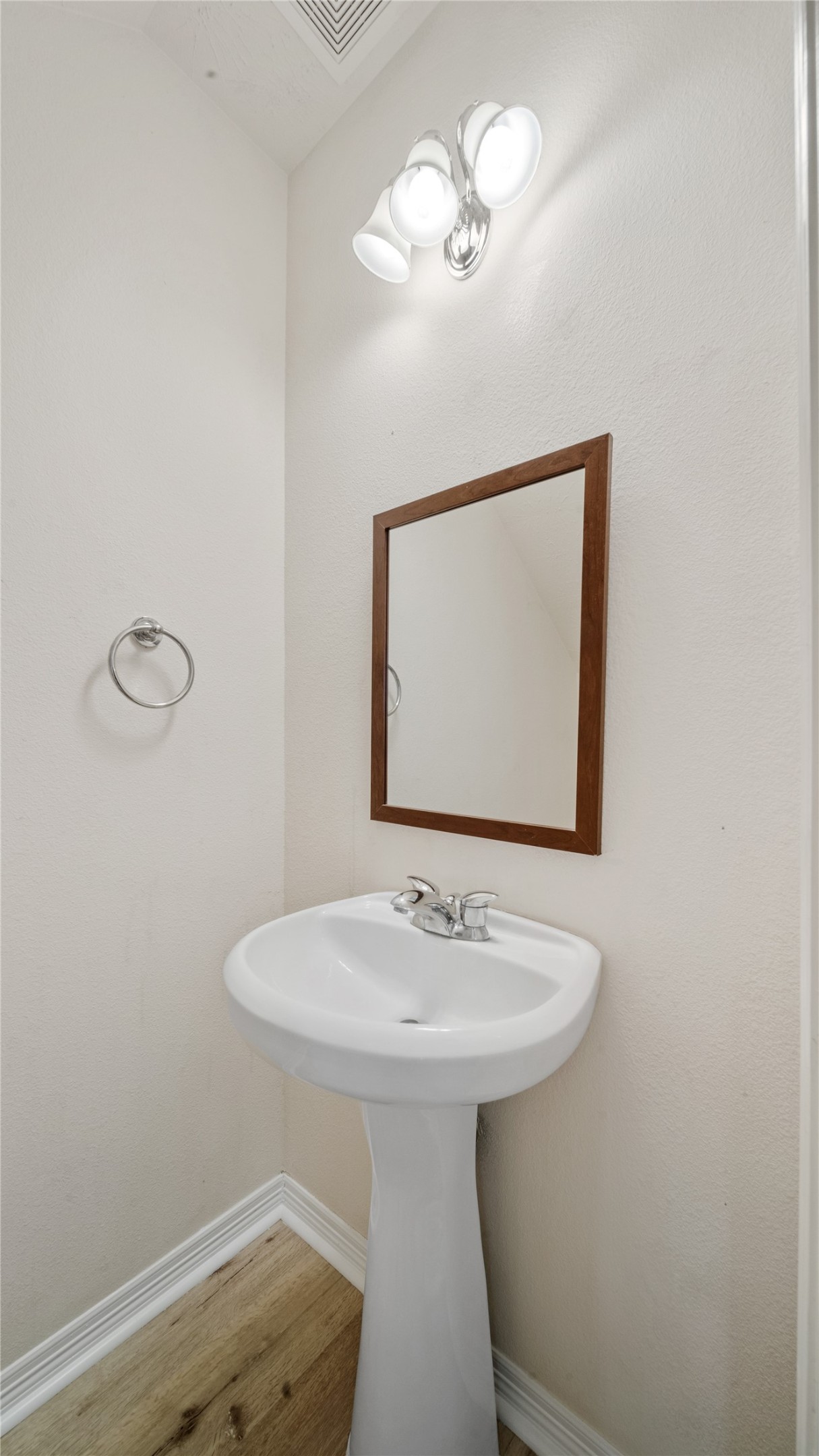 9219 E Lakeside Drive Property Photo 25