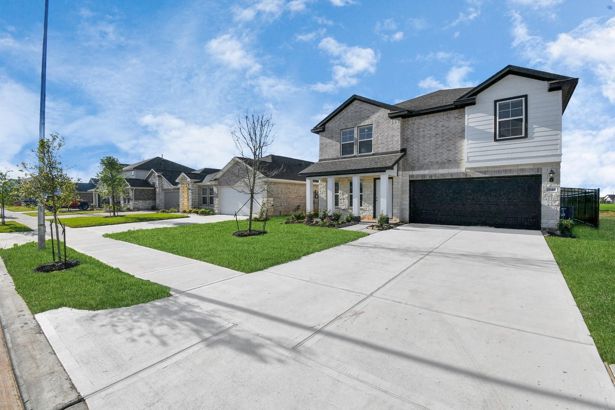 2548 Allegretto Sea Dr Property Photo 2
