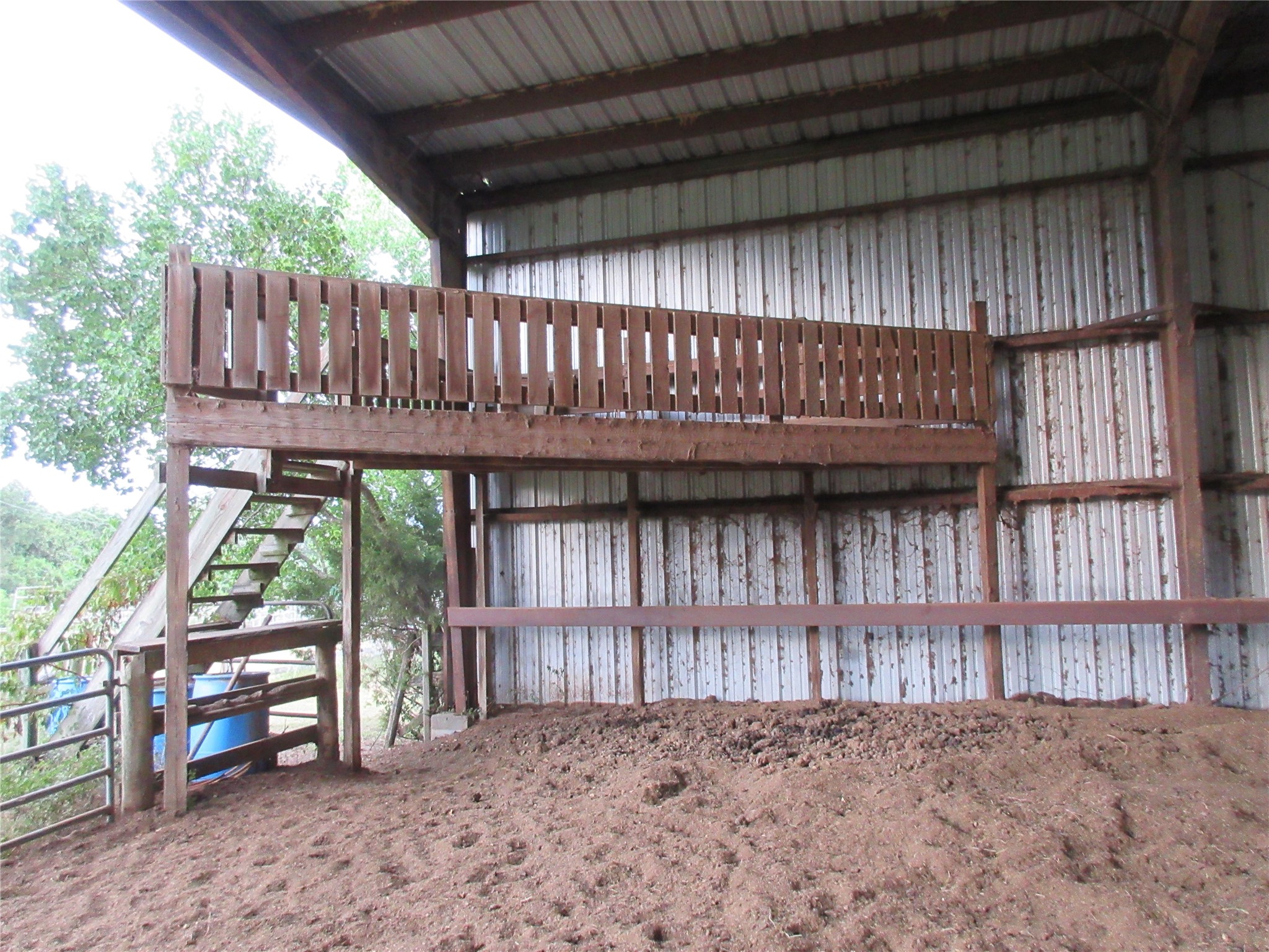 0 Clapp Property Photo 5