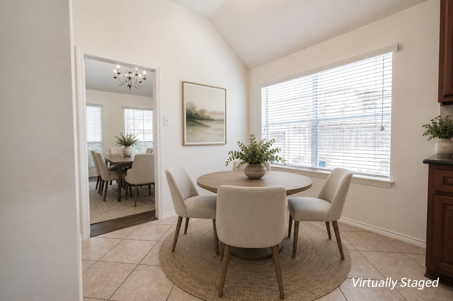 2111 Sailwind Drive Property Photo 4