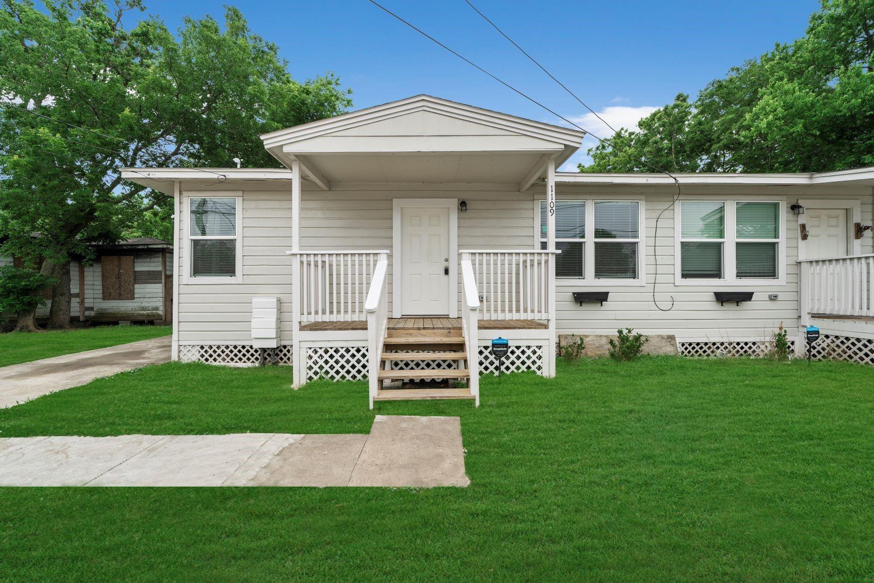 1109 W 10th Street, Freeport TX 77541 Property Photo 1