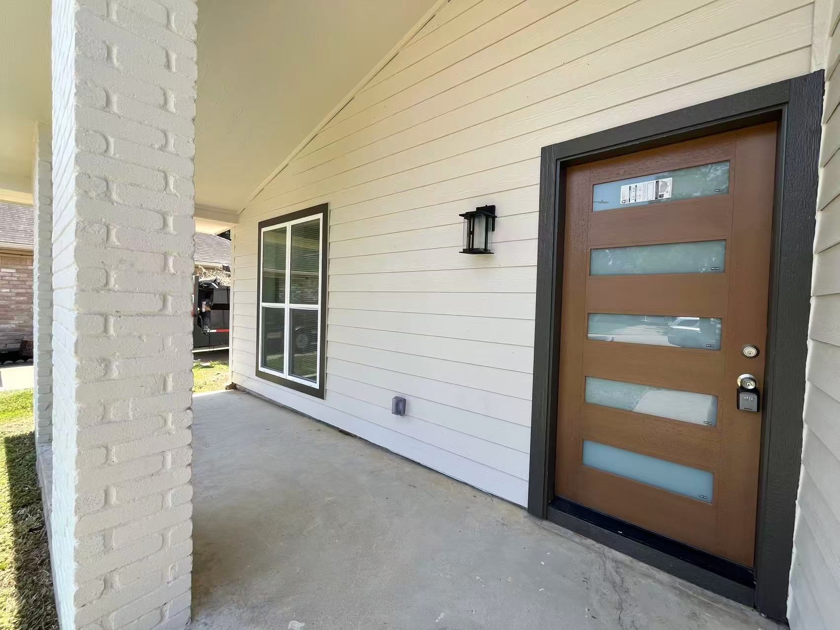 2910 Cherry Hills Drive Property Photo 3