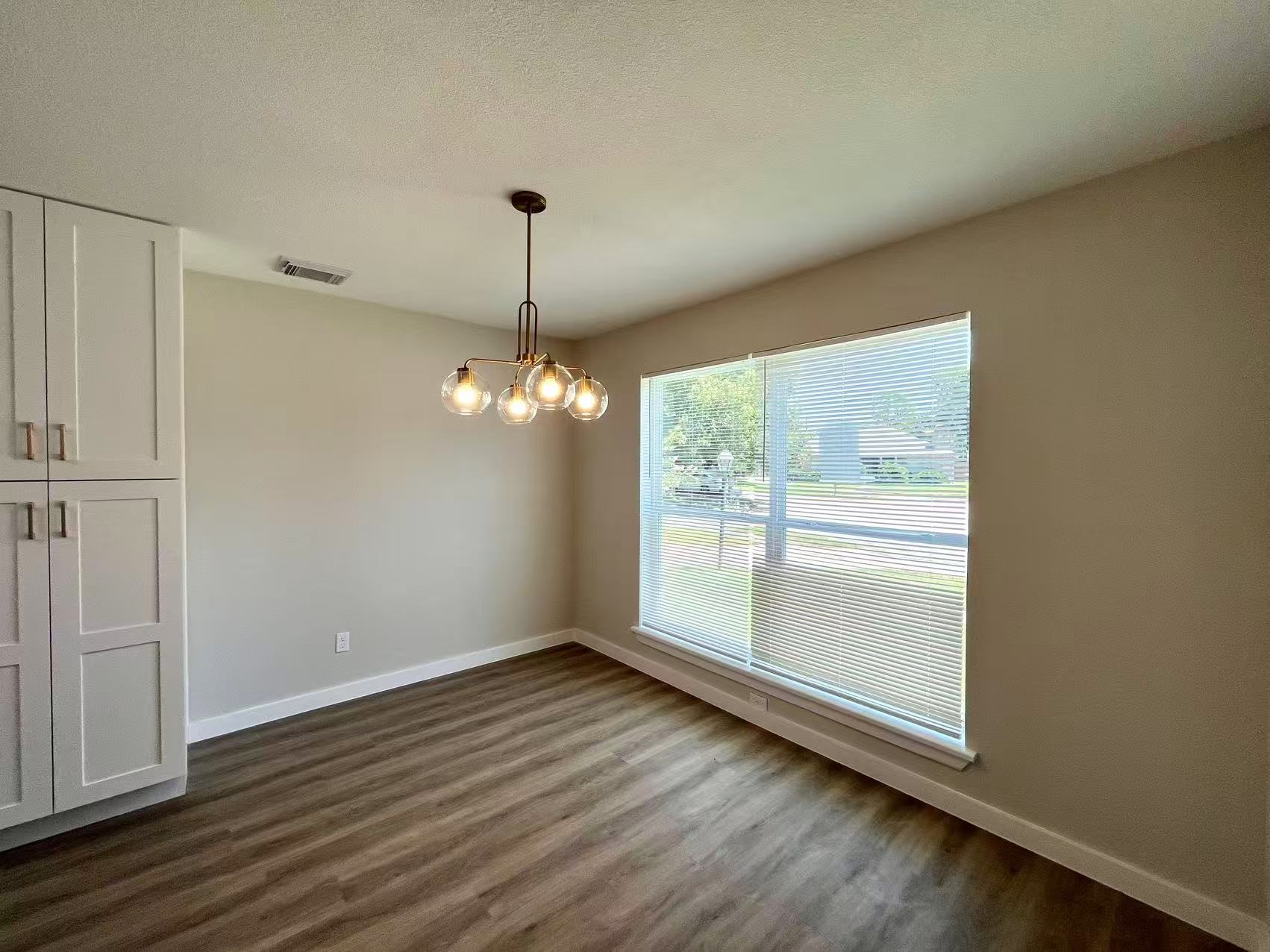 2910 Cherry Hills Drive Property Photo 12