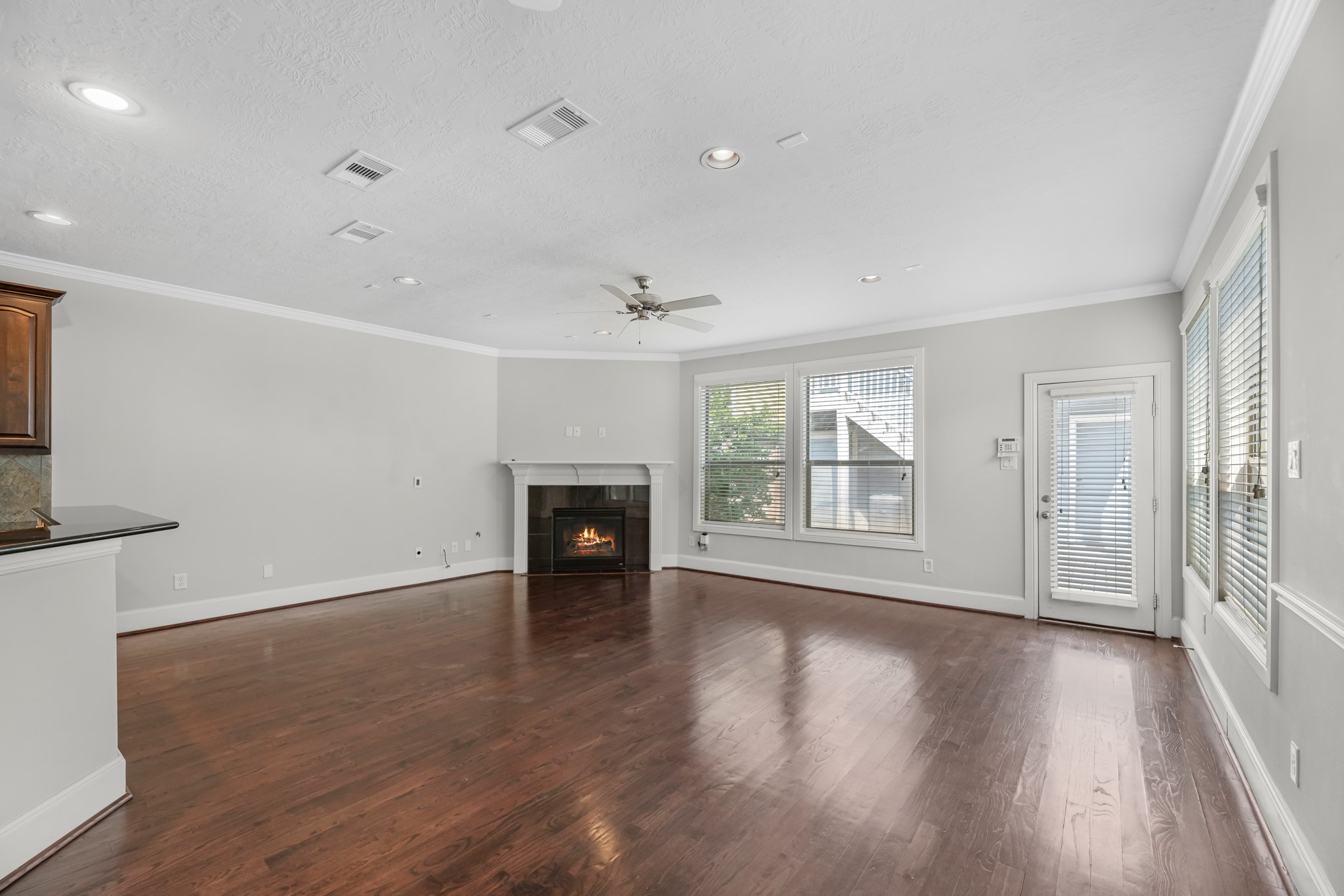247 W 25th Street Property Photo 14
