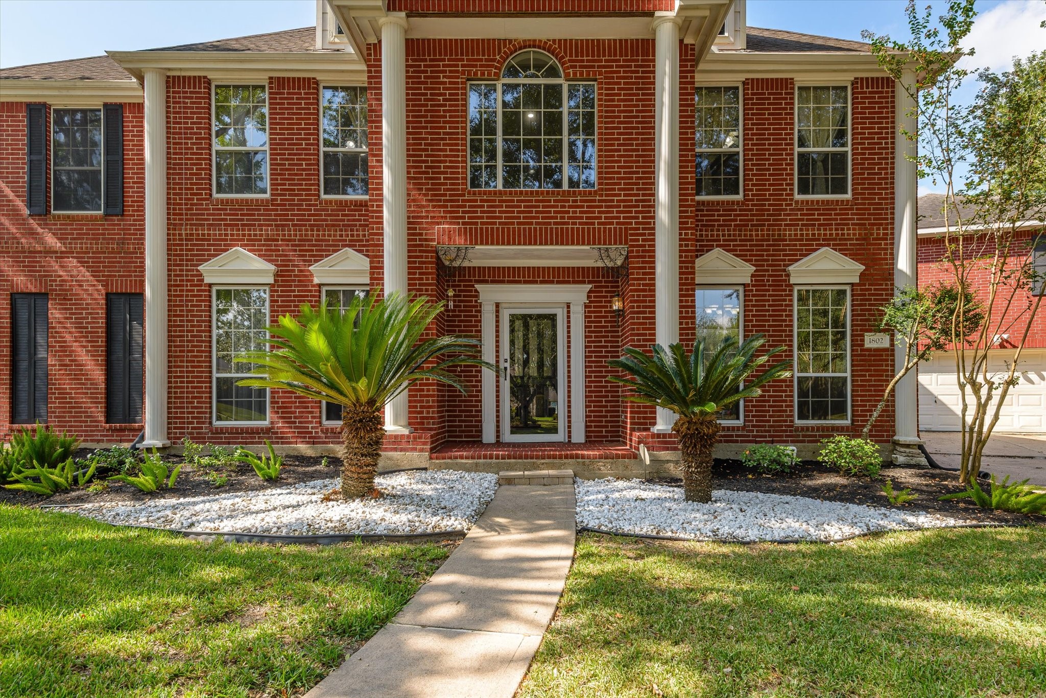 1802 Cloud Croft Drive Property Photo 4