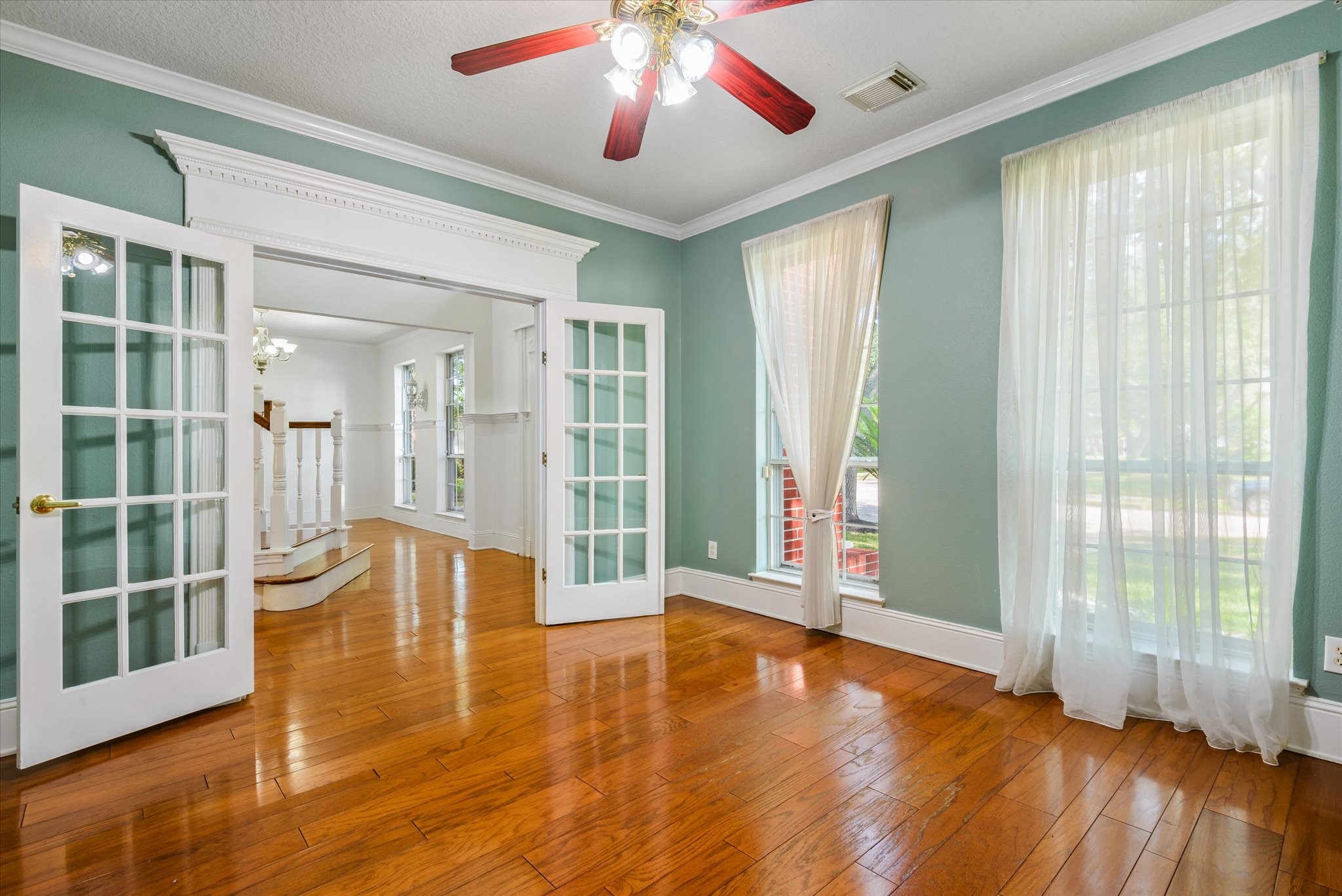 1802 Cloud Croft Drive Property Photo 13