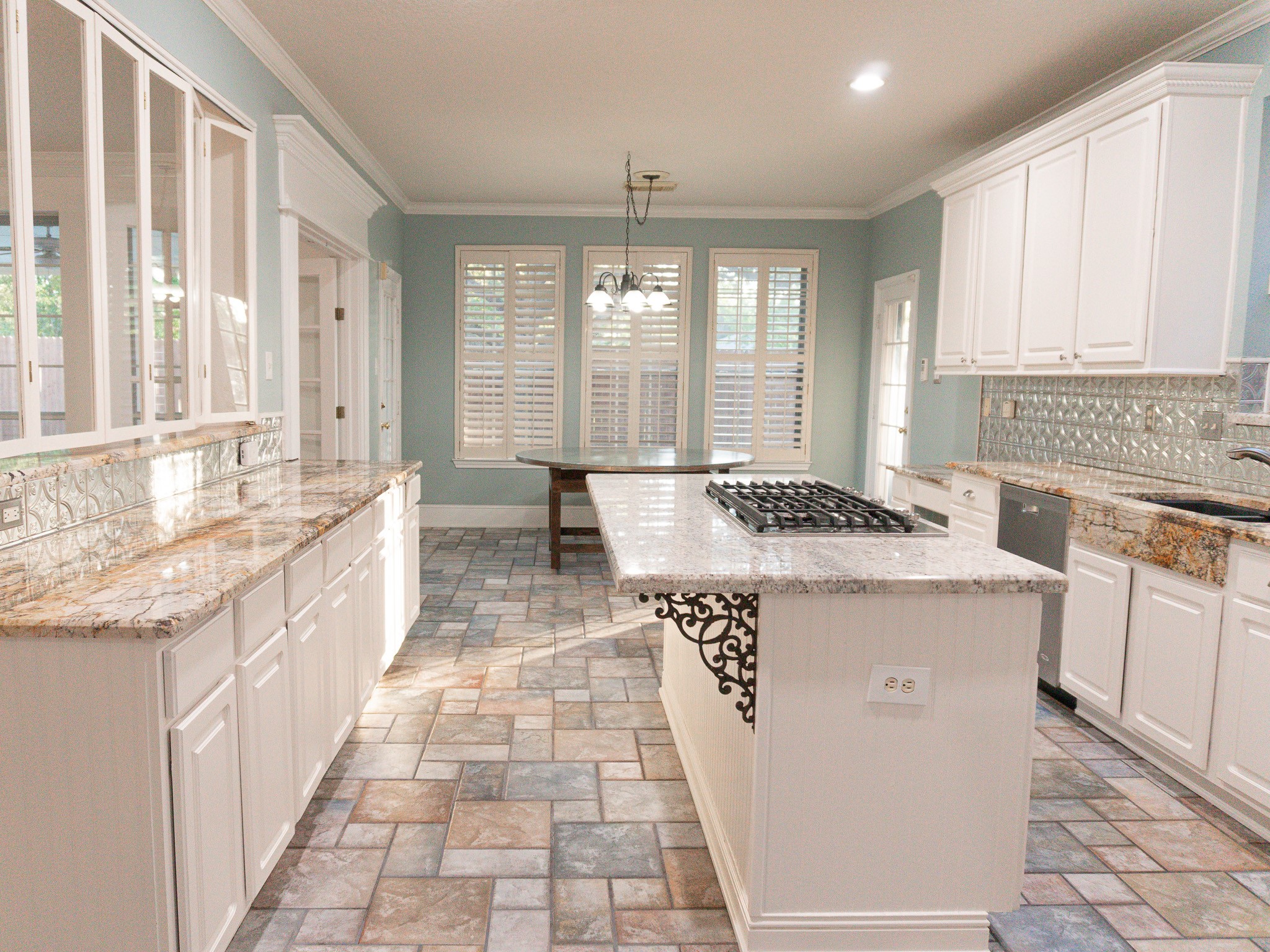 1802 Cloud Croft Drive Property Photo 19