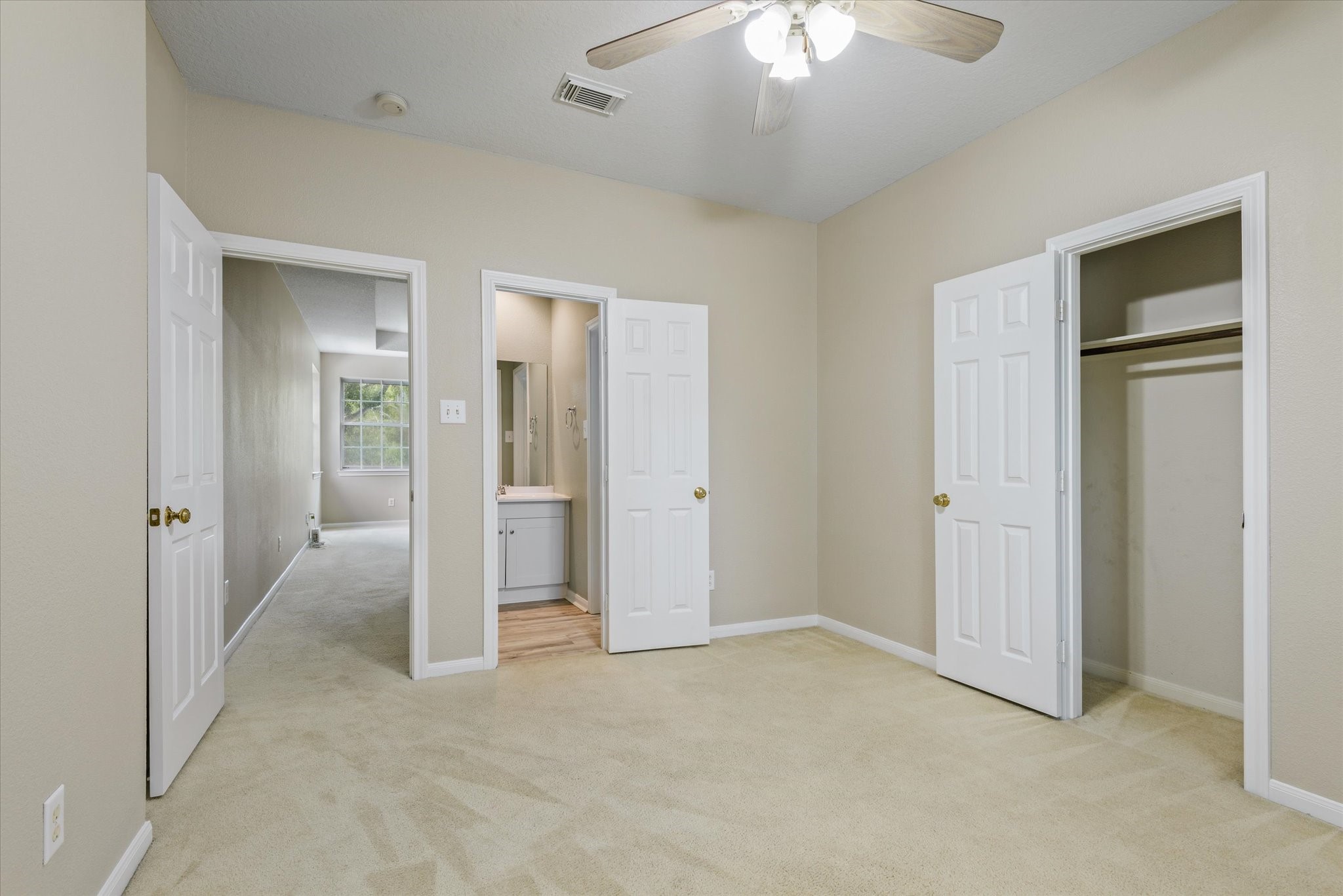 1802 Cloud Croft Drive Property Photo 28