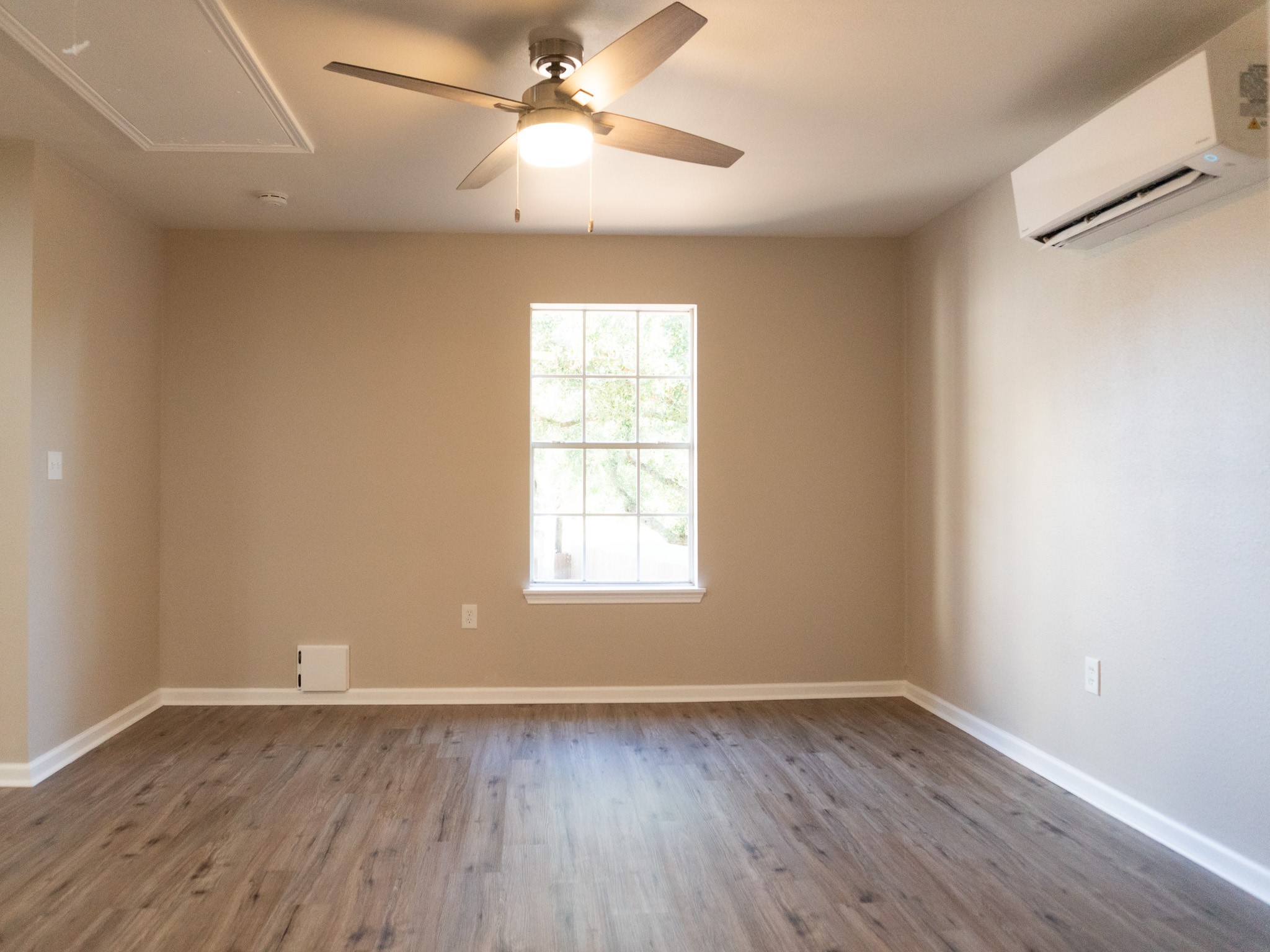 1802 Cloud Croft Drive Property Photo 43