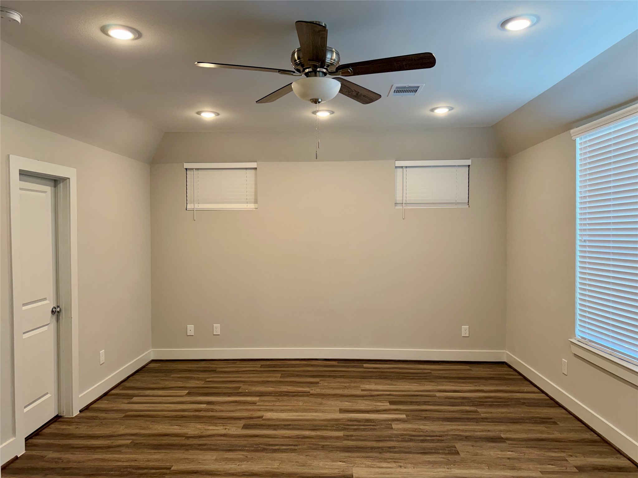 1282 N Post Oak Road A Property Photo 34