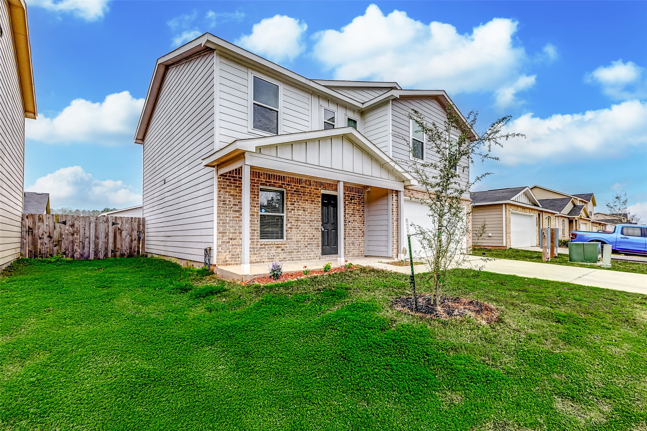 15766 Del Norte Drive Property Photo 1