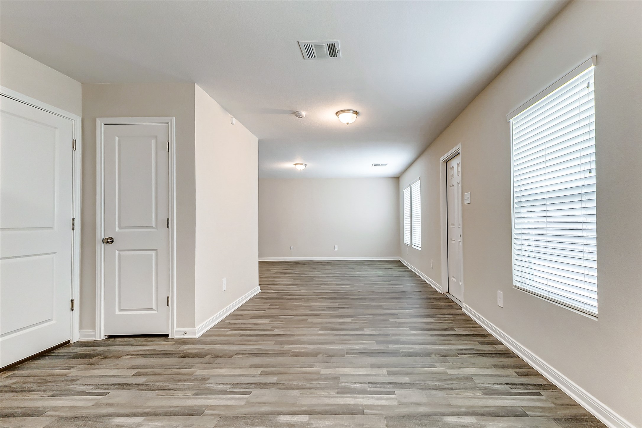 15766 Del Norte Drive Property Photo 11
