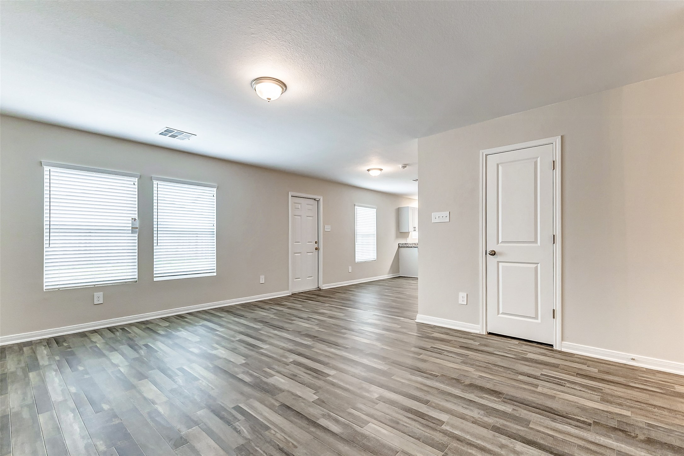 15766 Del Norte Drive Property Photo 18