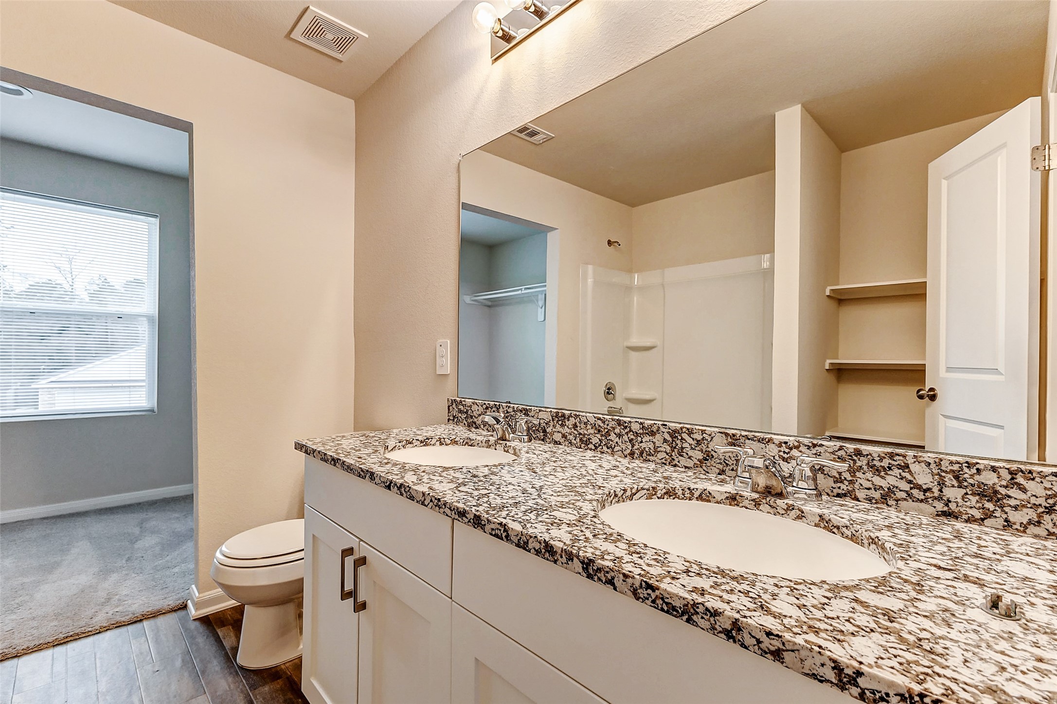 15766 Del Norte Drive Property Photo 25