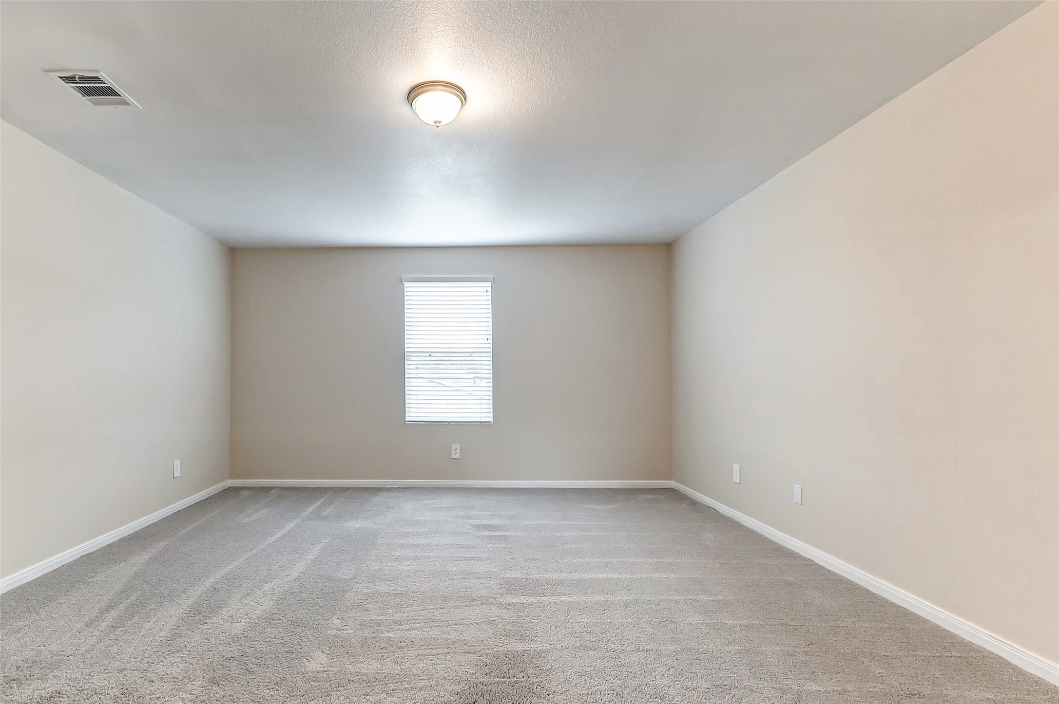 15766 Del Norte Drive Property Photo 28