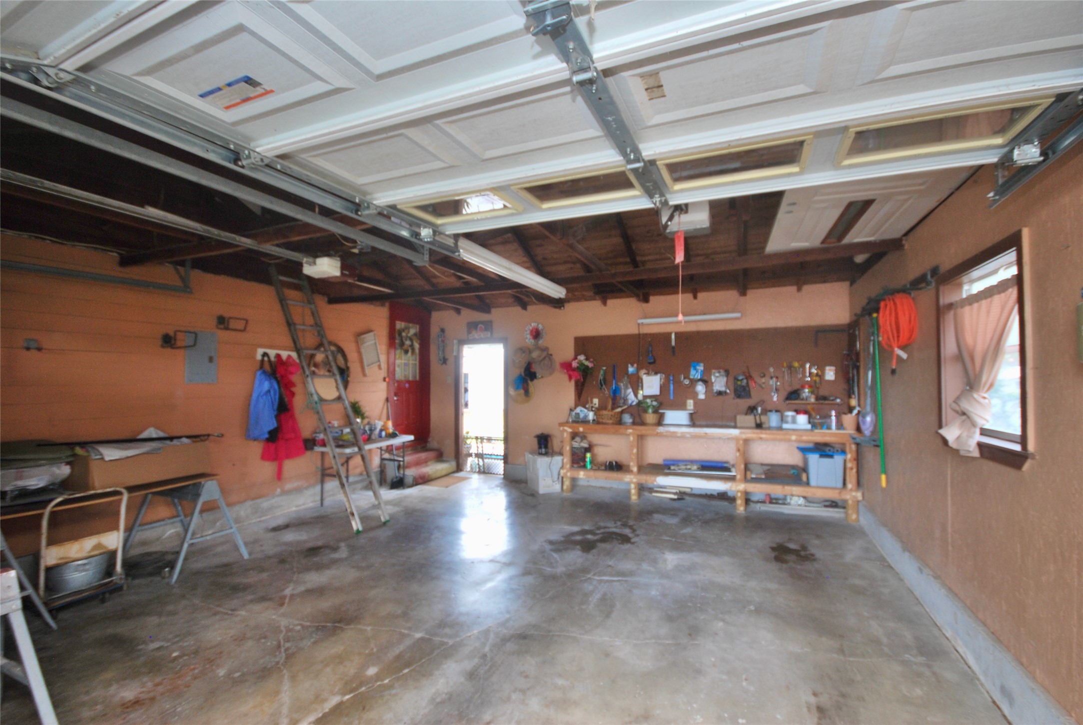 302 S Main Street Property Photo 34
