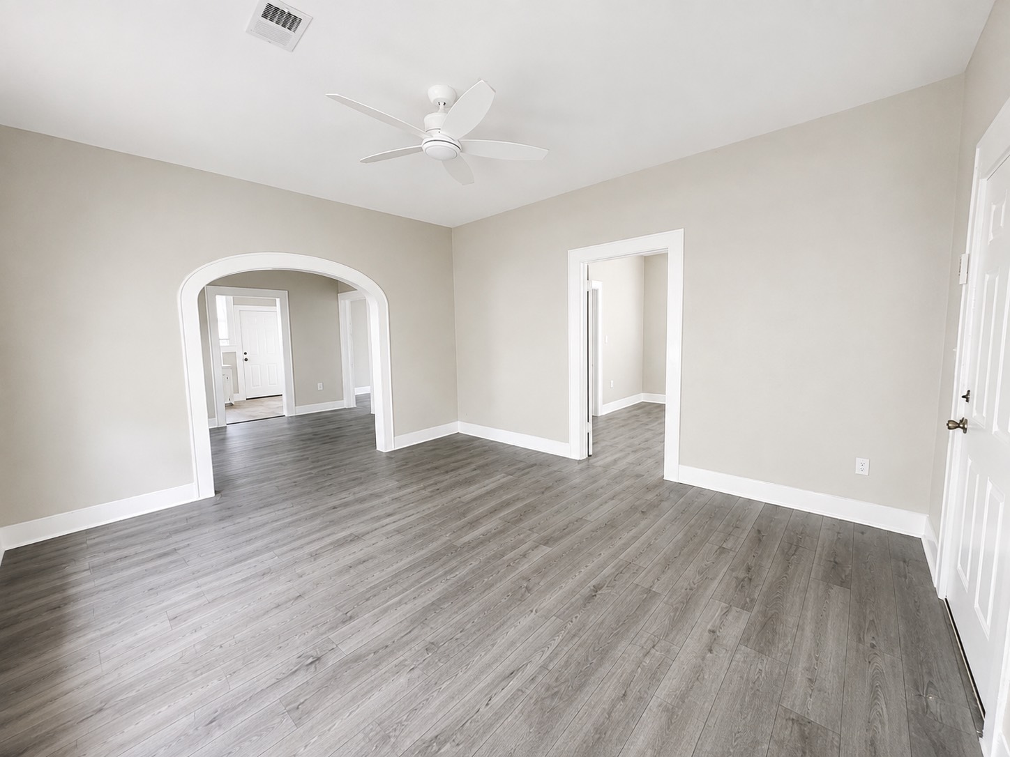2406 35th Street Property Photo 5