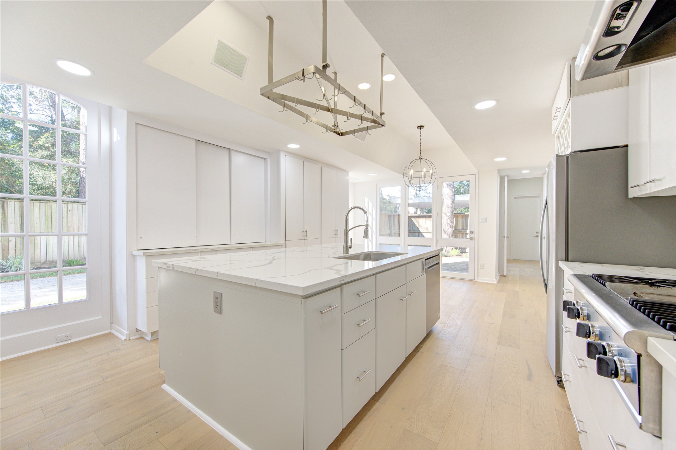 50 Saddlebrook Lane Property Photo 6