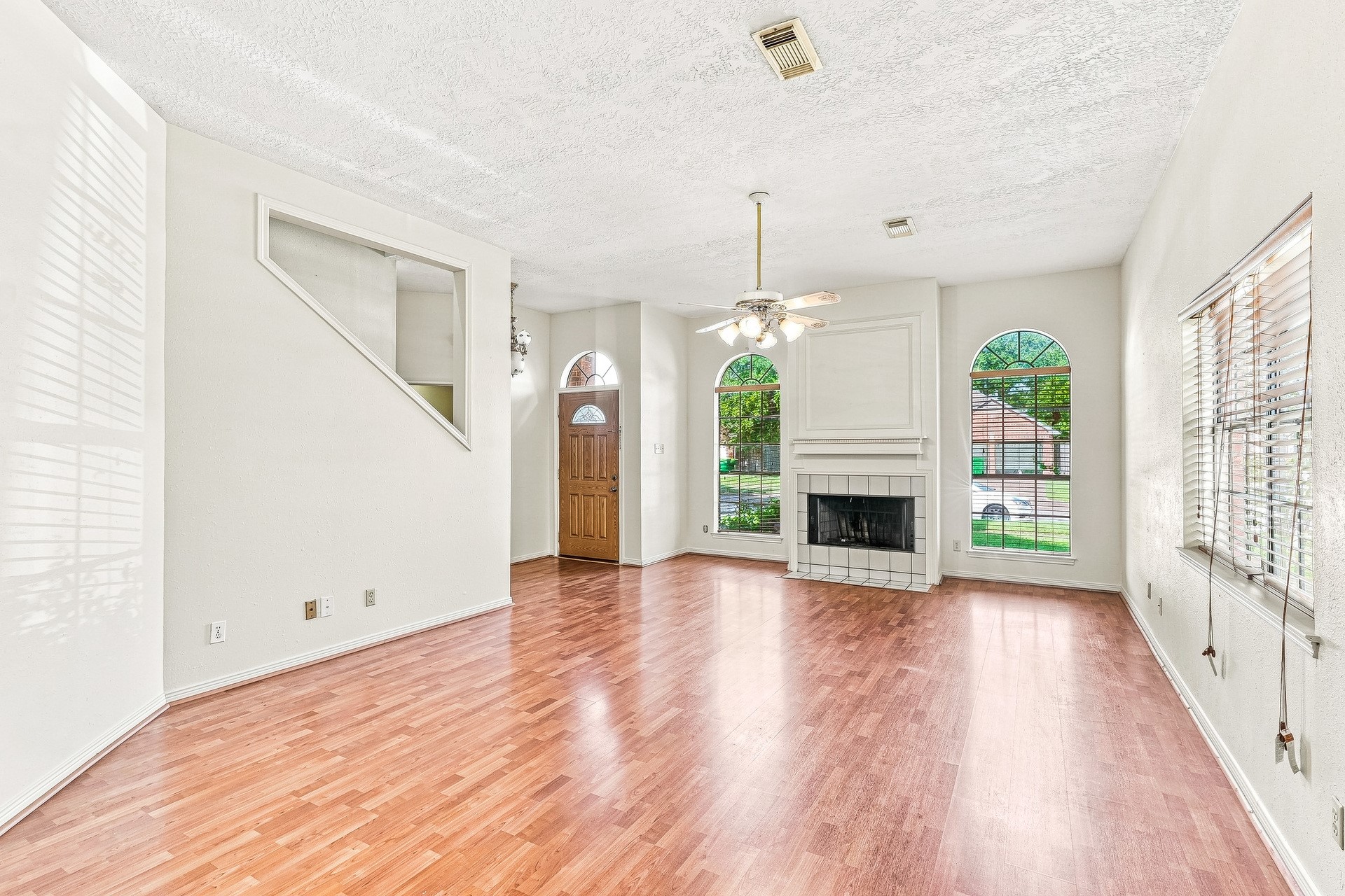 4422 Egret Drive Property Photo 3