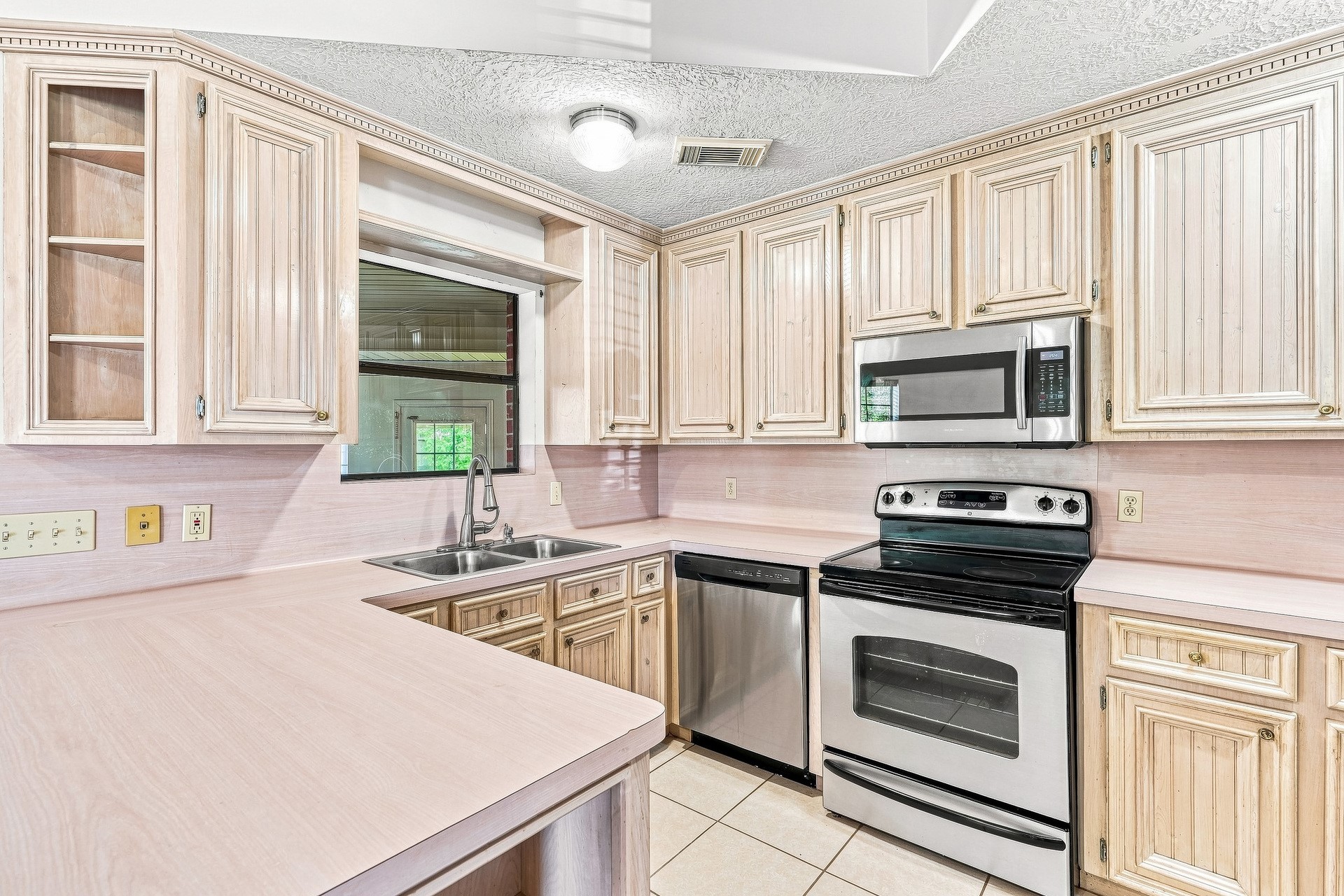 4422 Egret Drive Property Photo 4