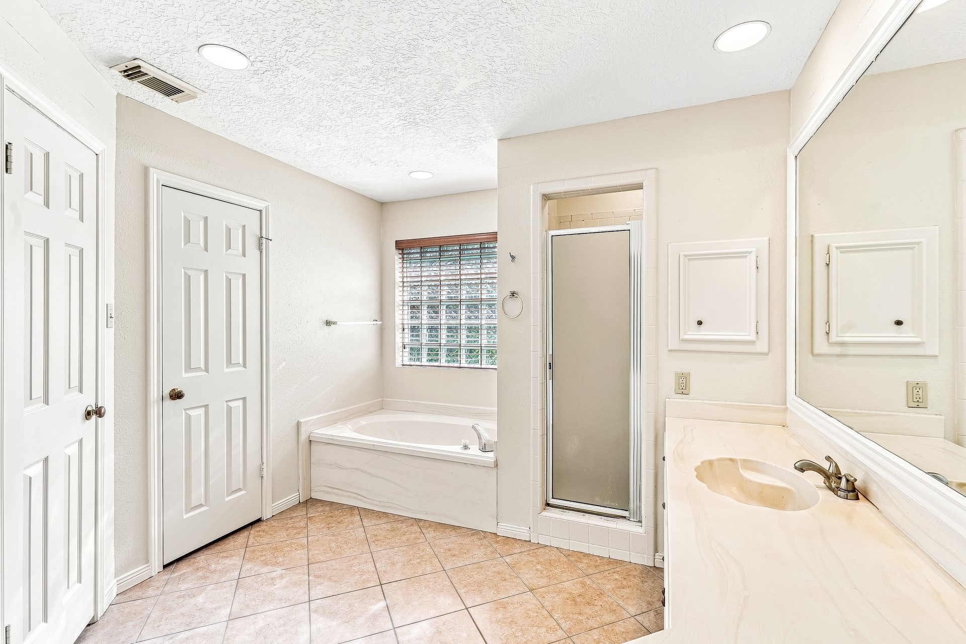 4422 Egret Drive Property Photo 10