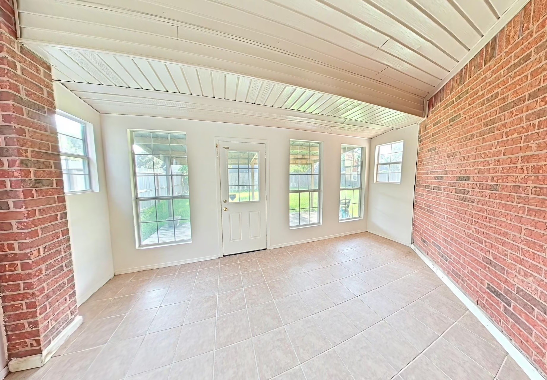 4422 Egret Drive Property Photo 14