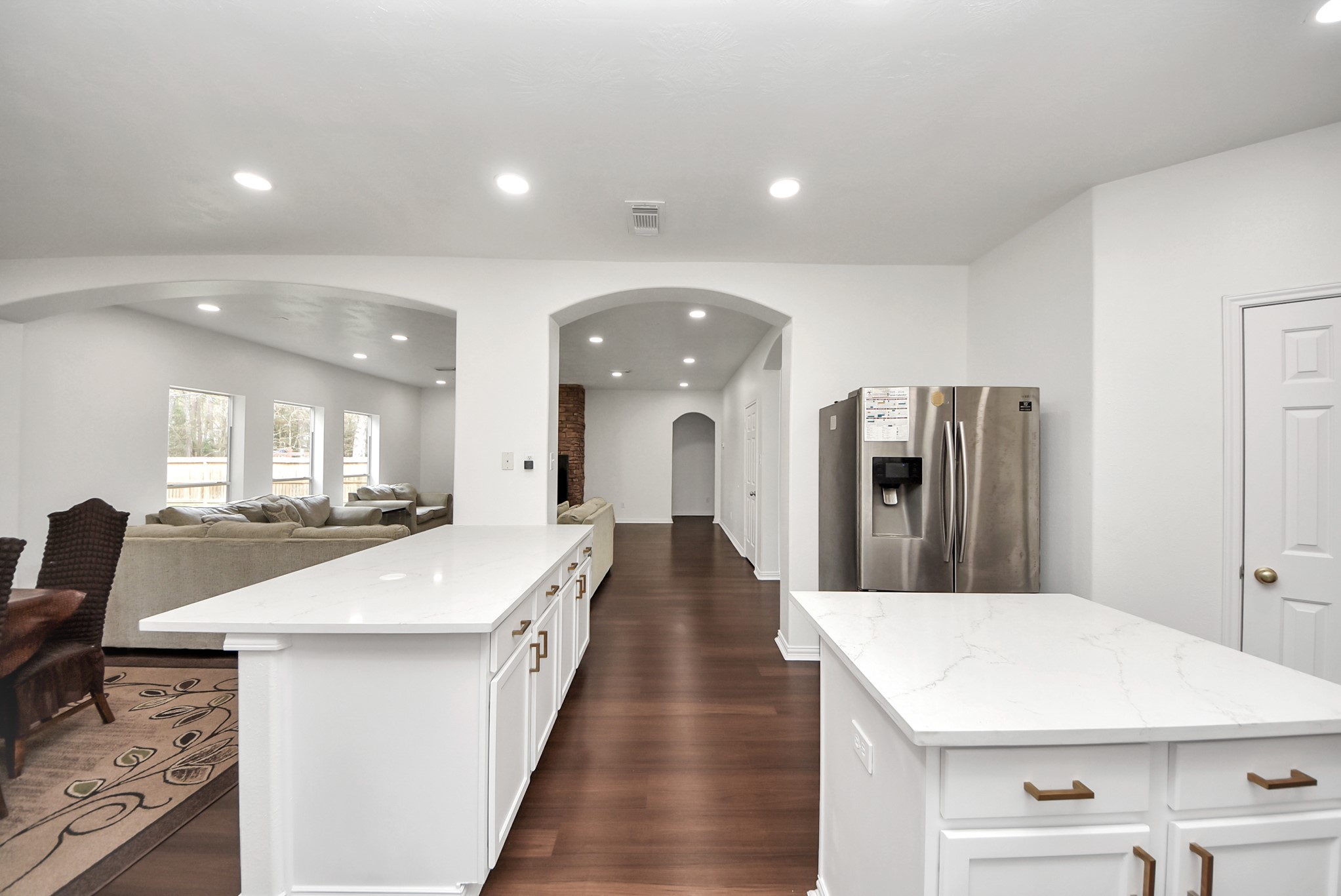 915 Hinsdale Property Photo 15