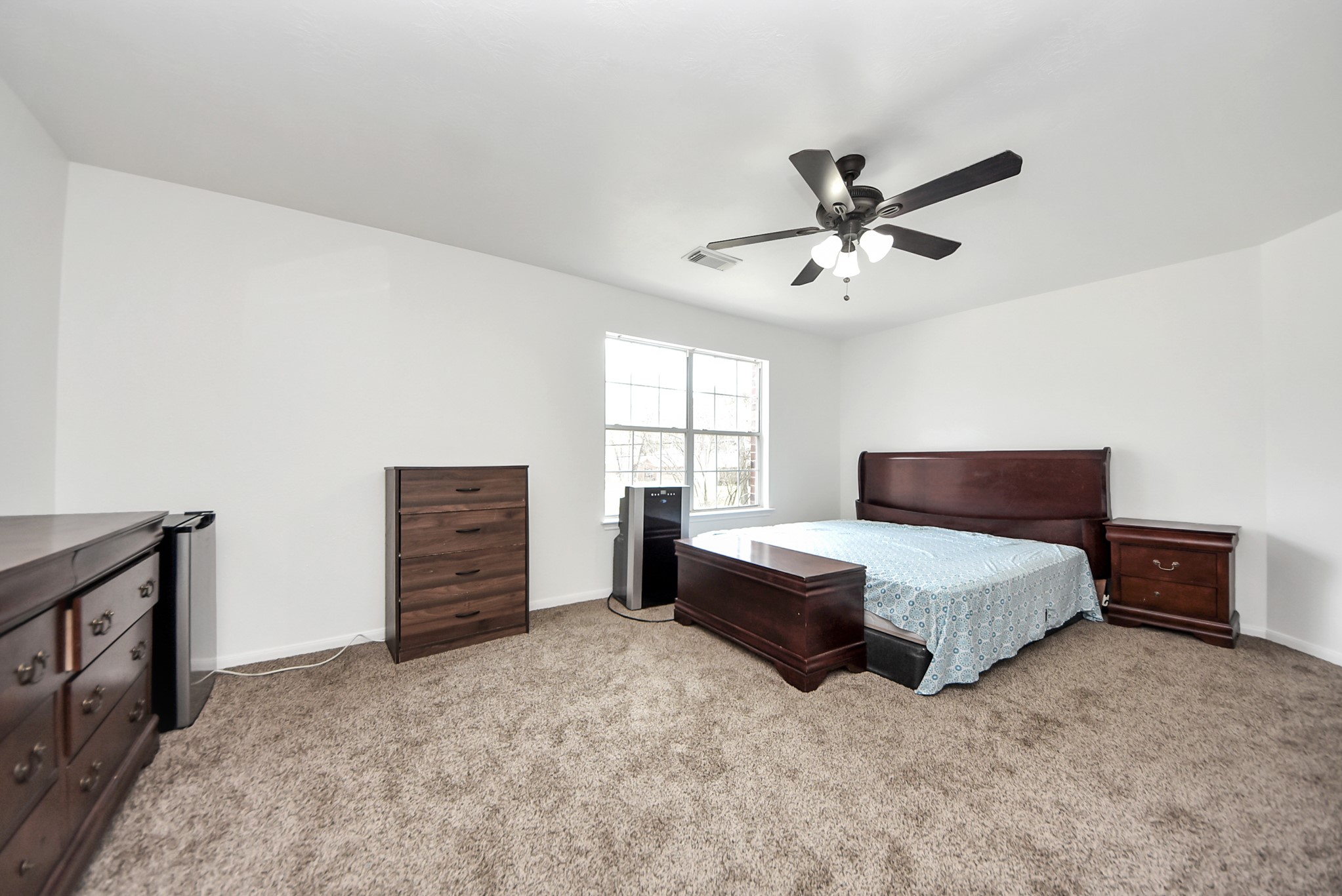 915 Hinsdale Property Photo 38