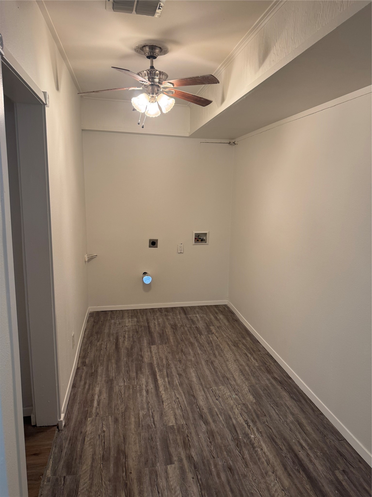 935 Creager Street Property Photo 8