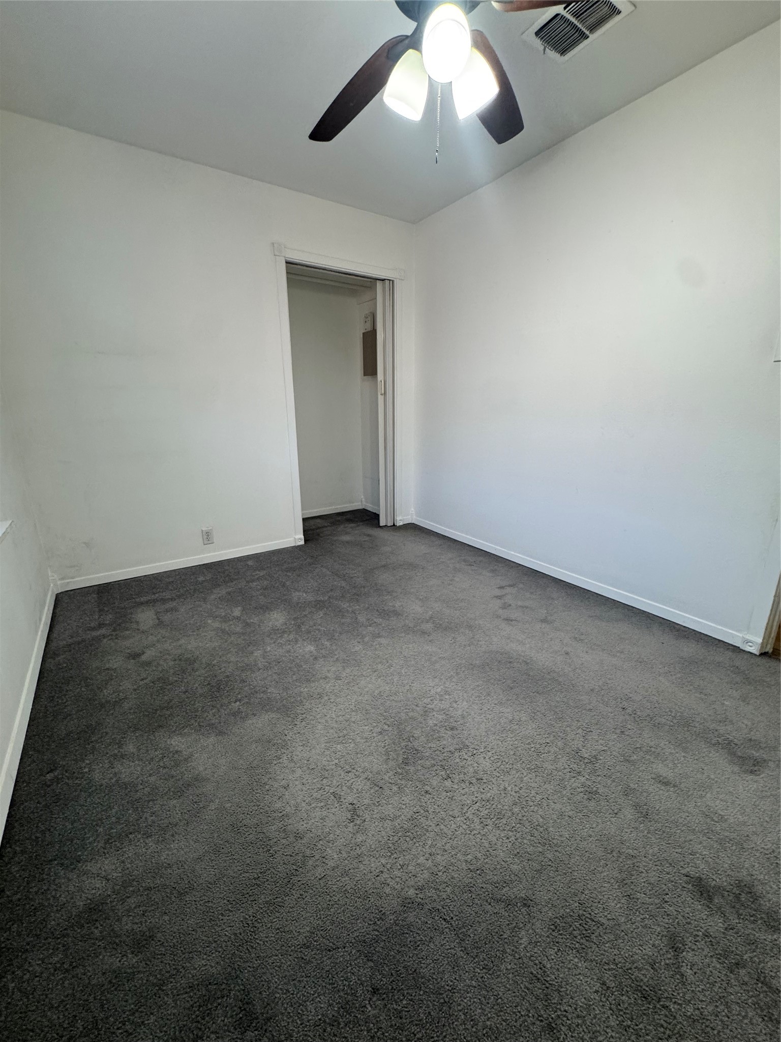 935 Creager Street Property Photo 16