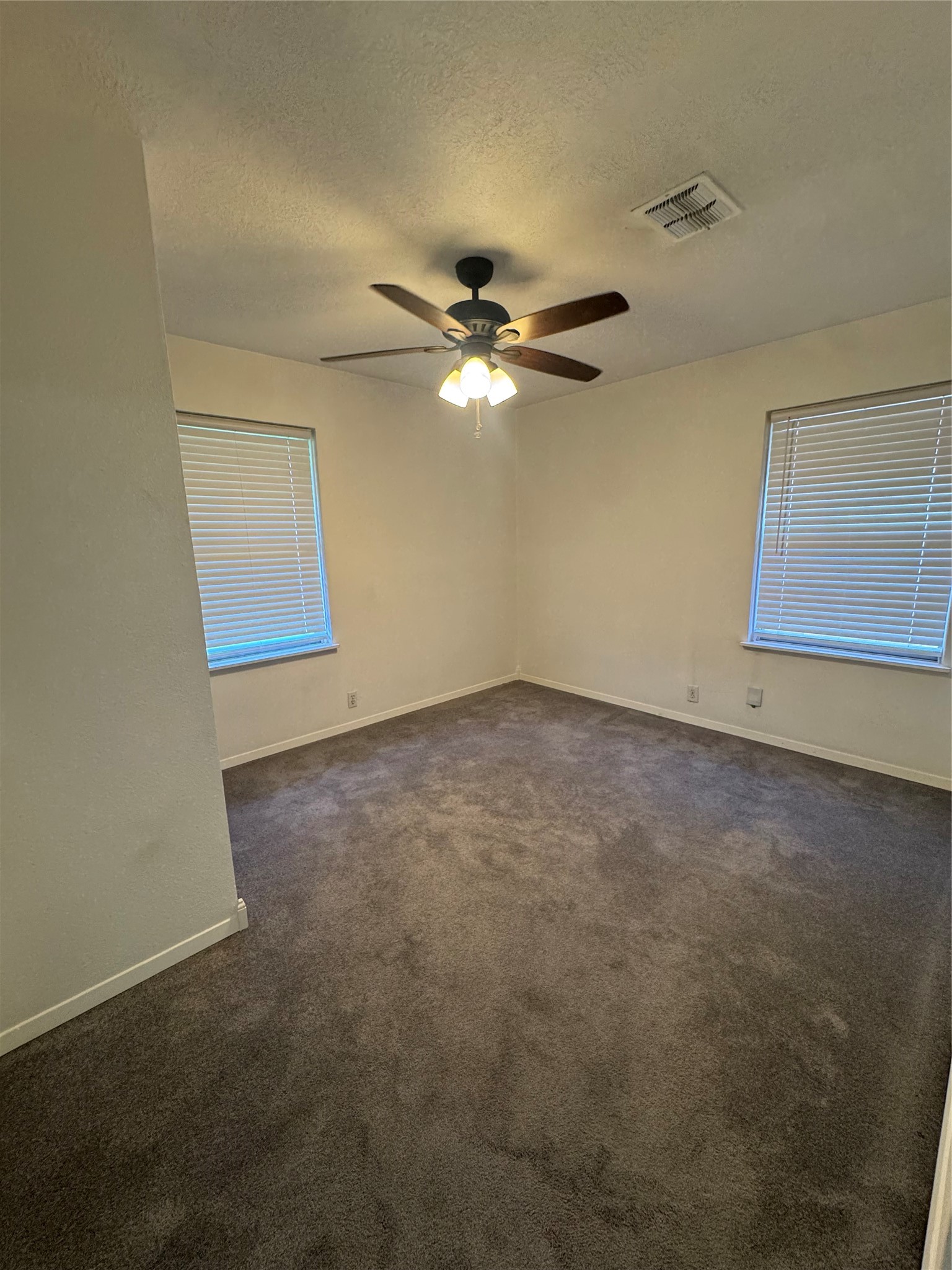 935 Creager Street Property Photo 17