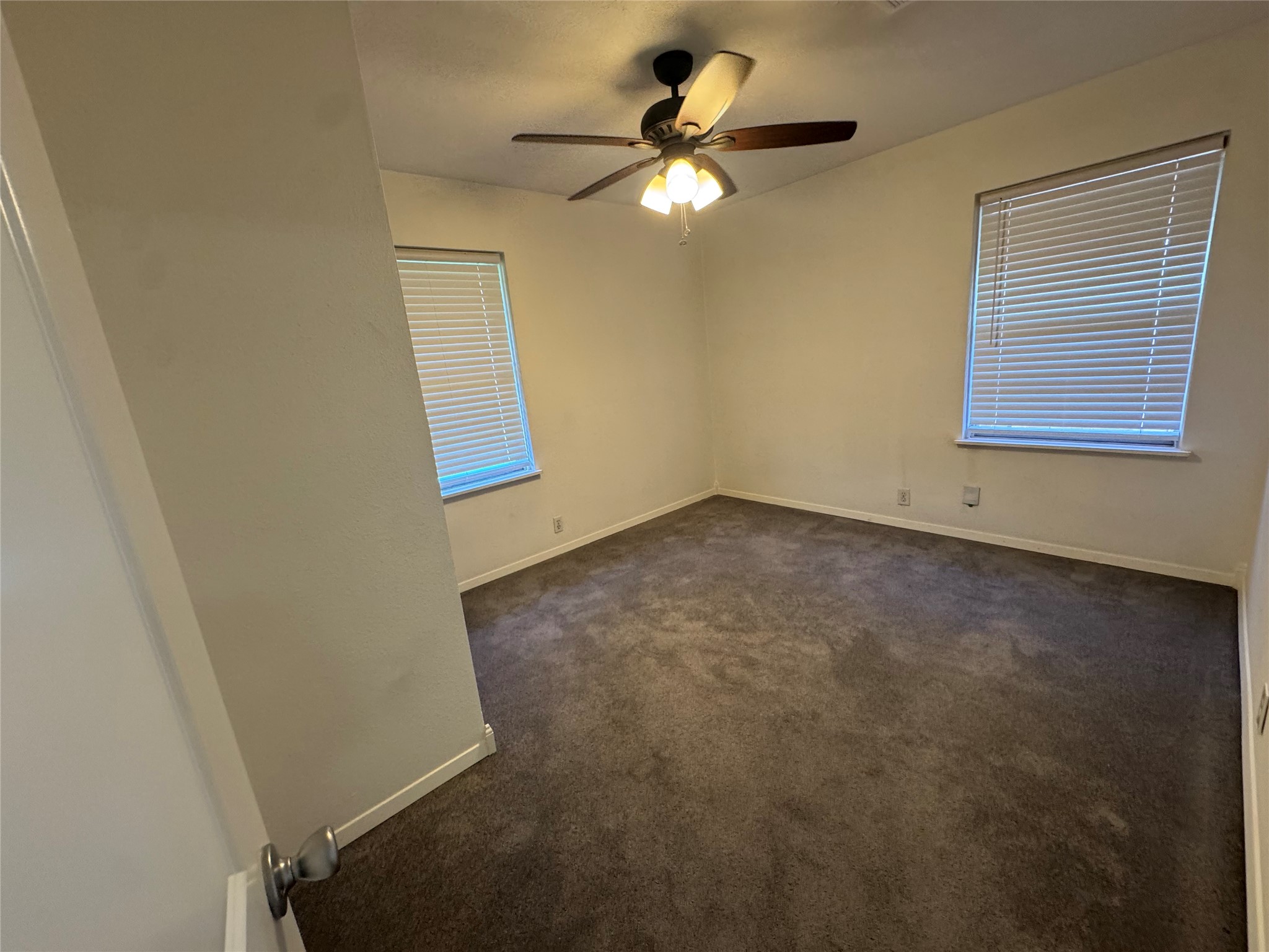 935 Creager Street Property Photo 18