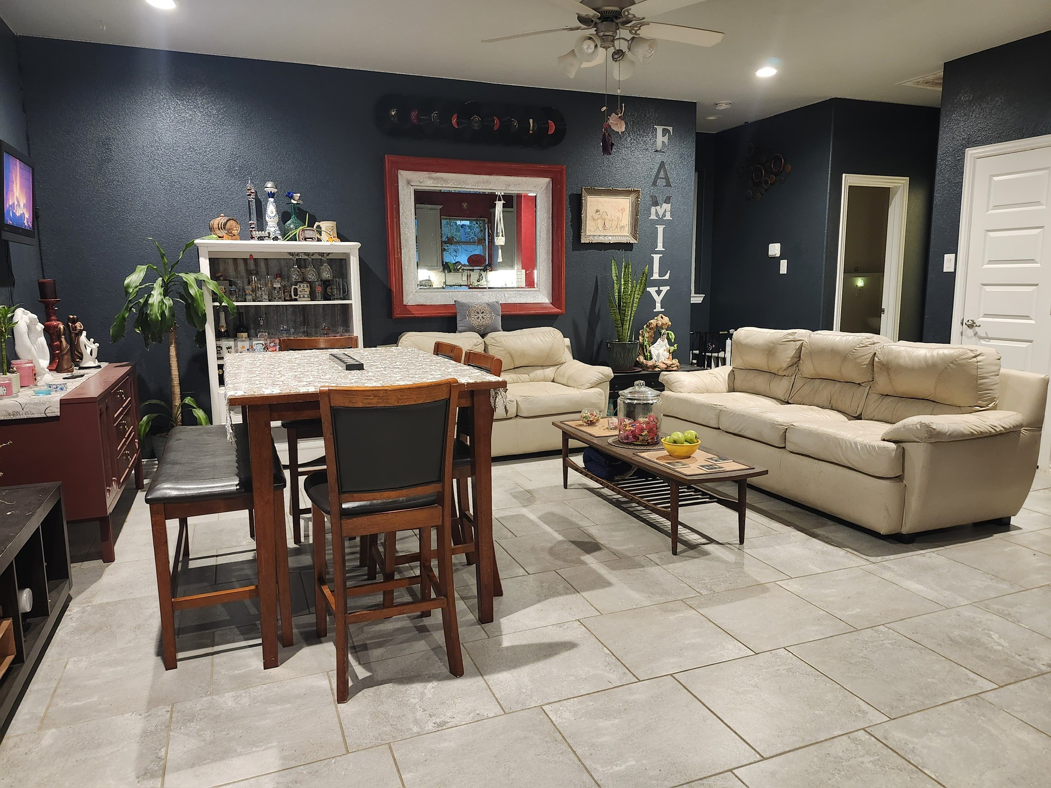 40654 Goldeneye Place Property Photo 3